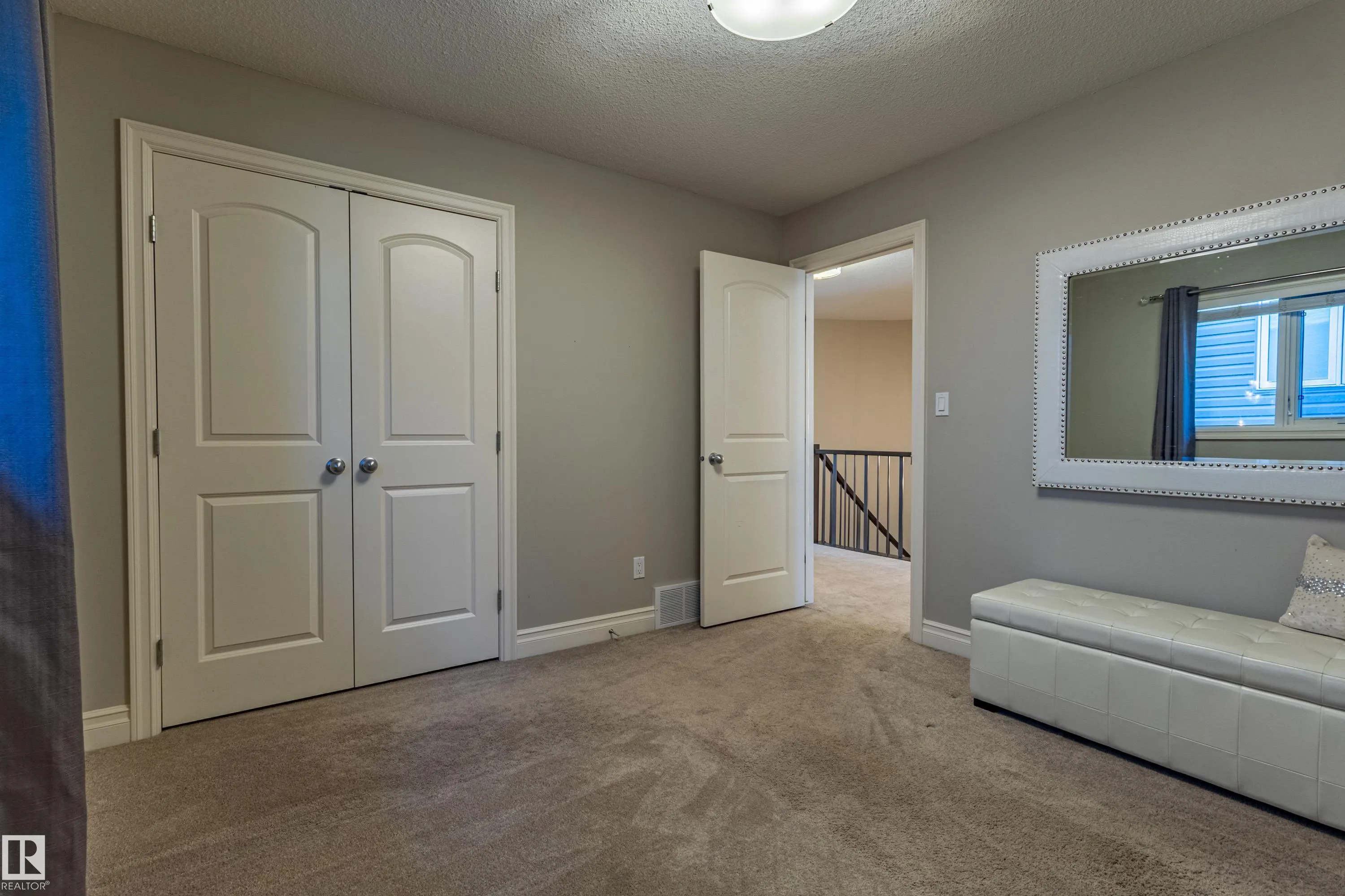 233 HAWKS RIDGE Boulevard