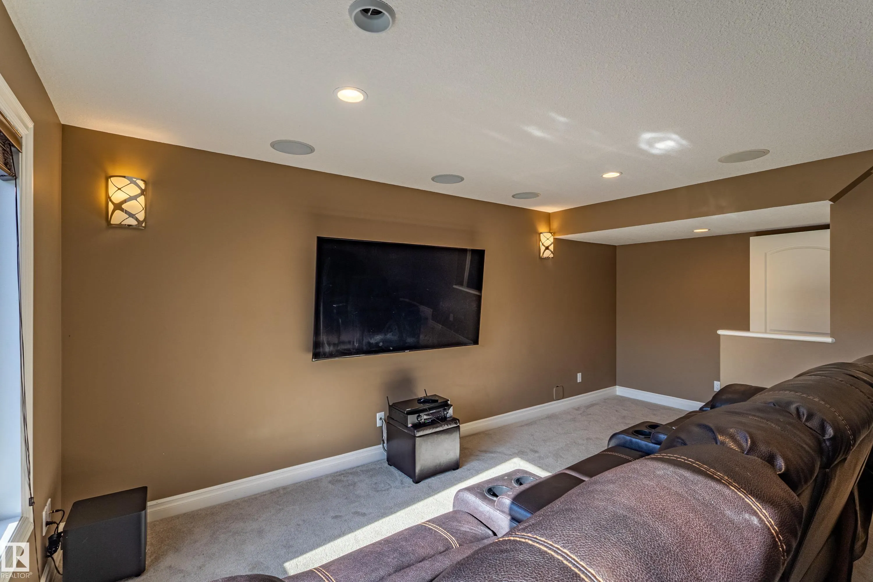 233 HAWKS RIDGE Boulevard