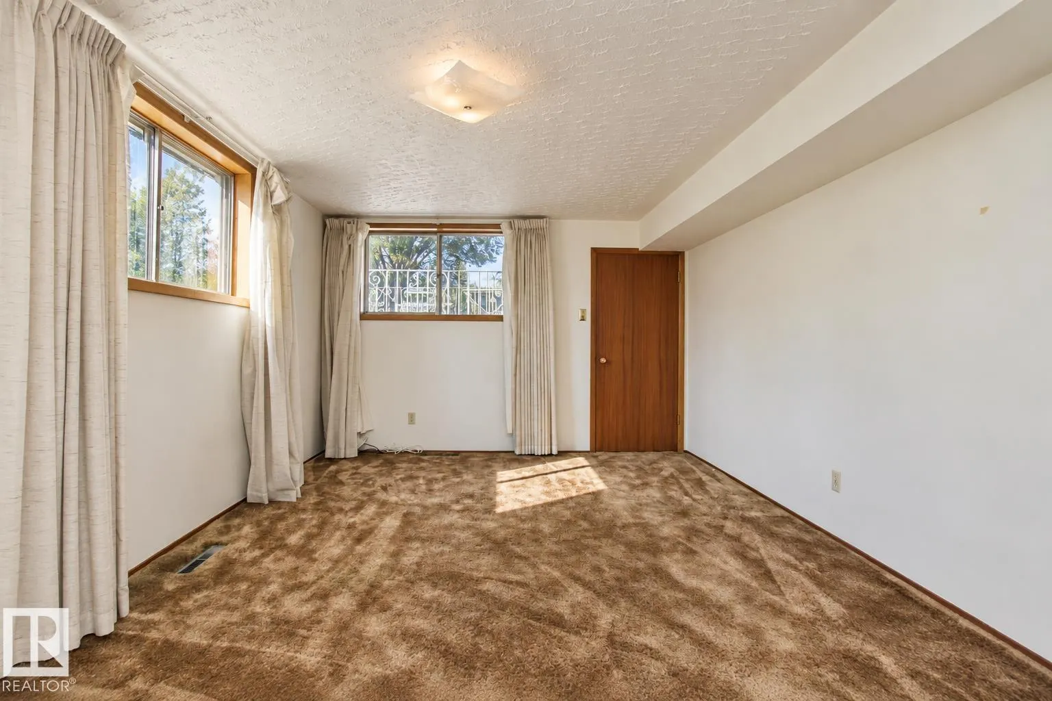 10339 80 street