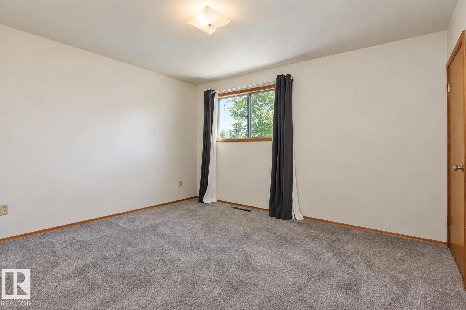 10339 80 street