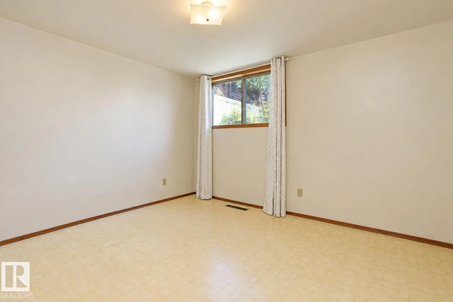 10339 80 street