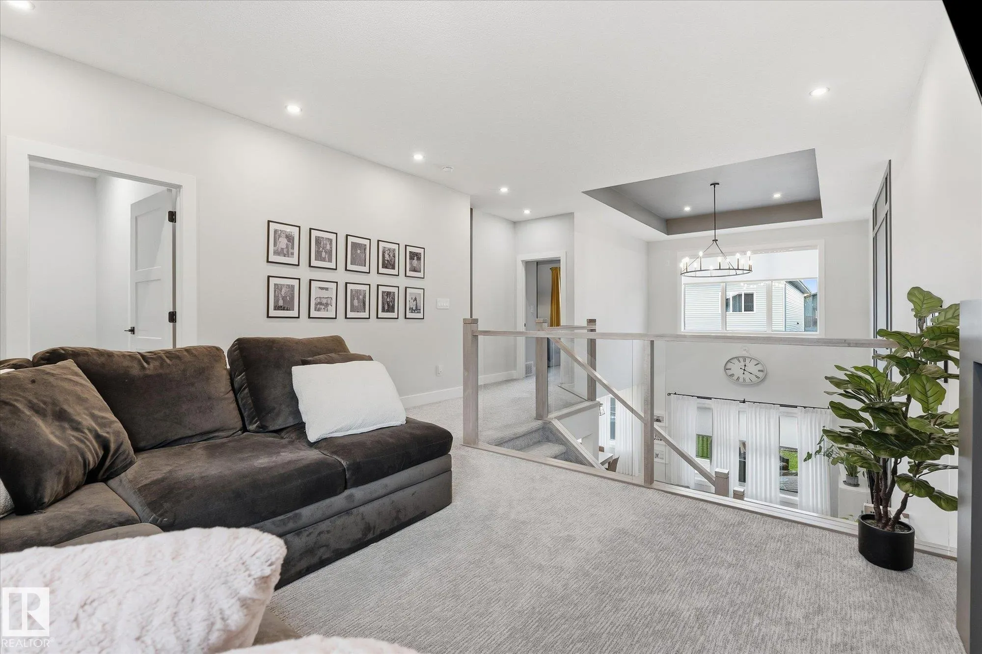 38 STARLING Way
