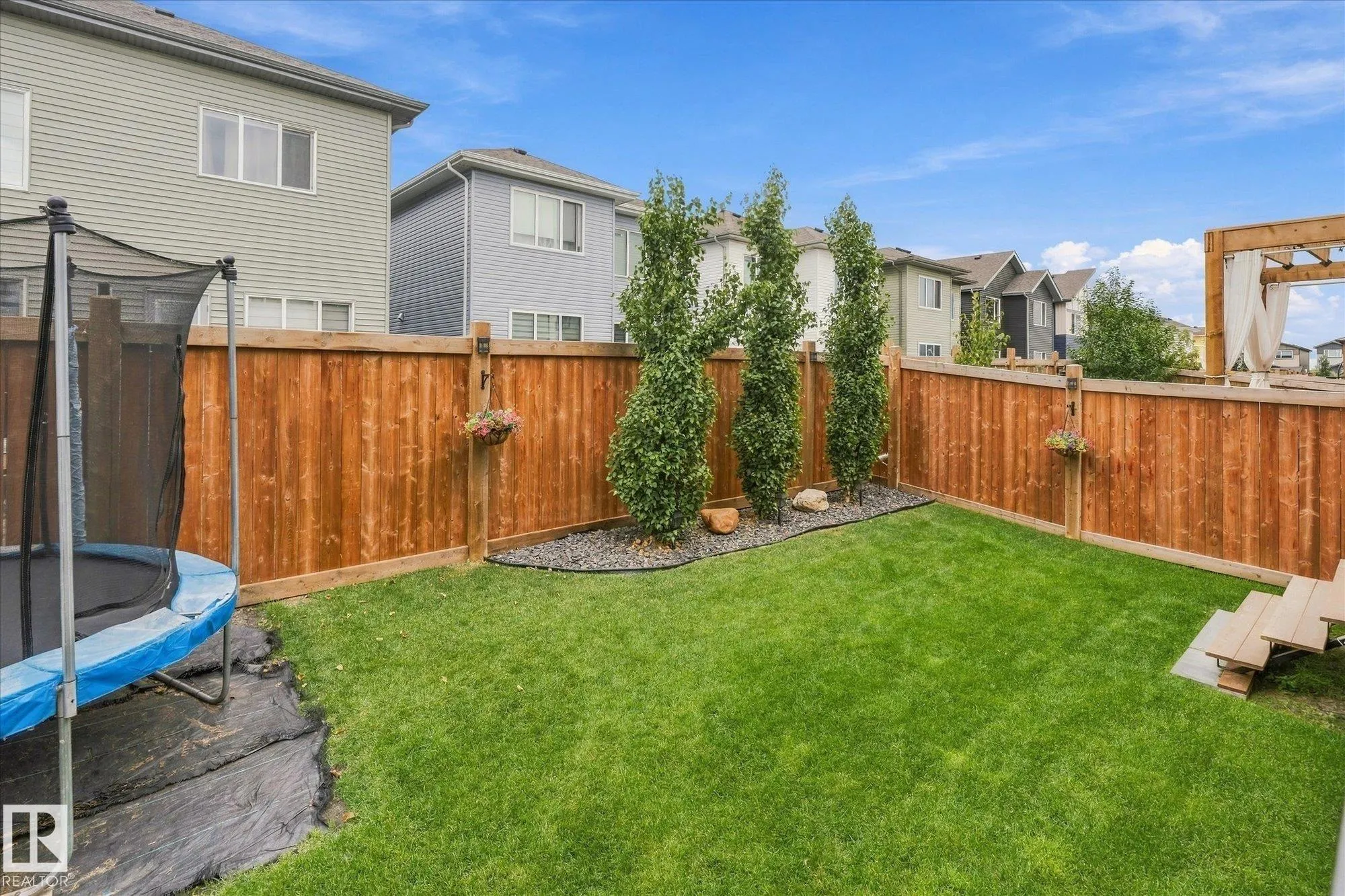 38 STARLING Way