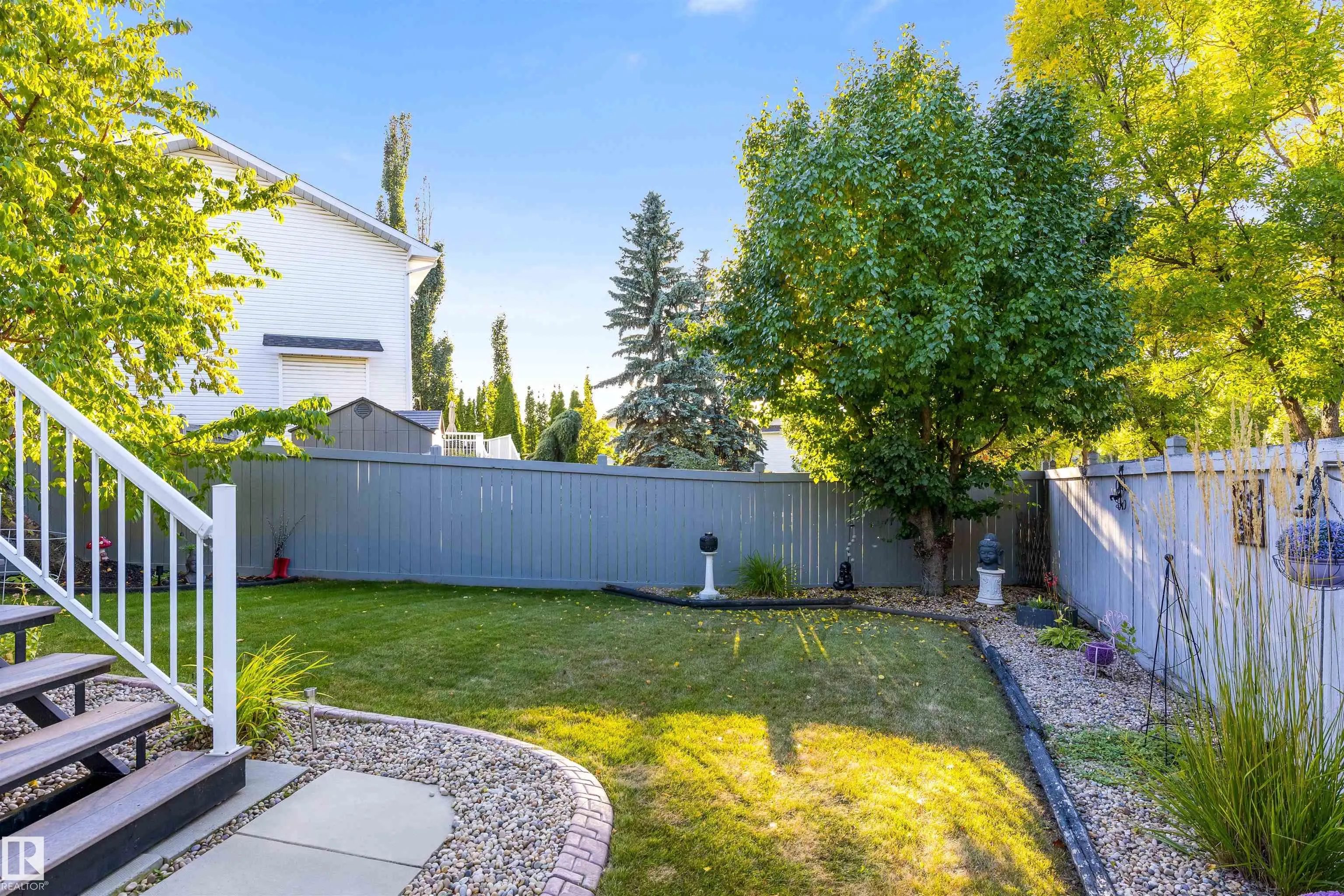 58 HARCOURT Crescent