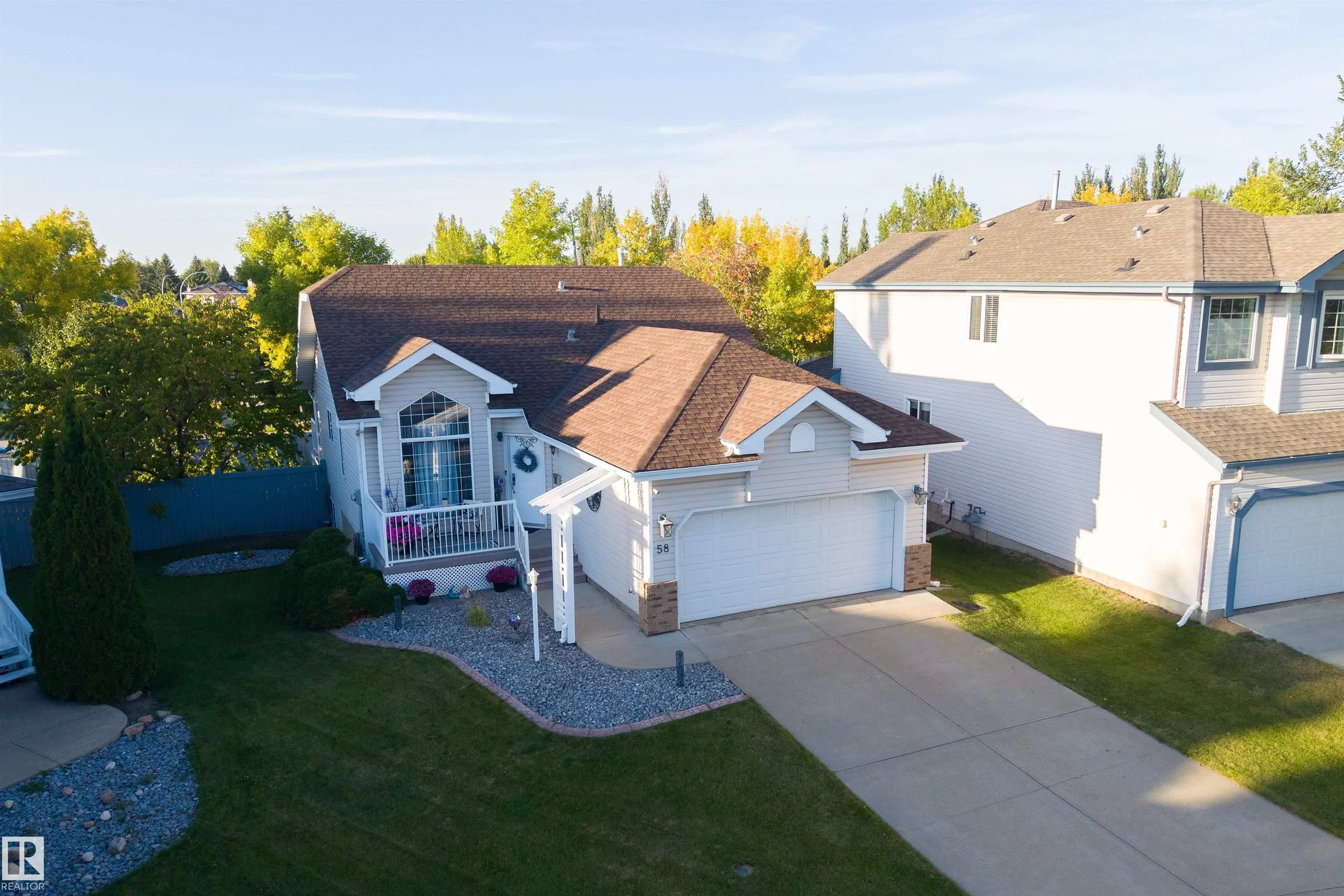 58 HARCOURT Crescent