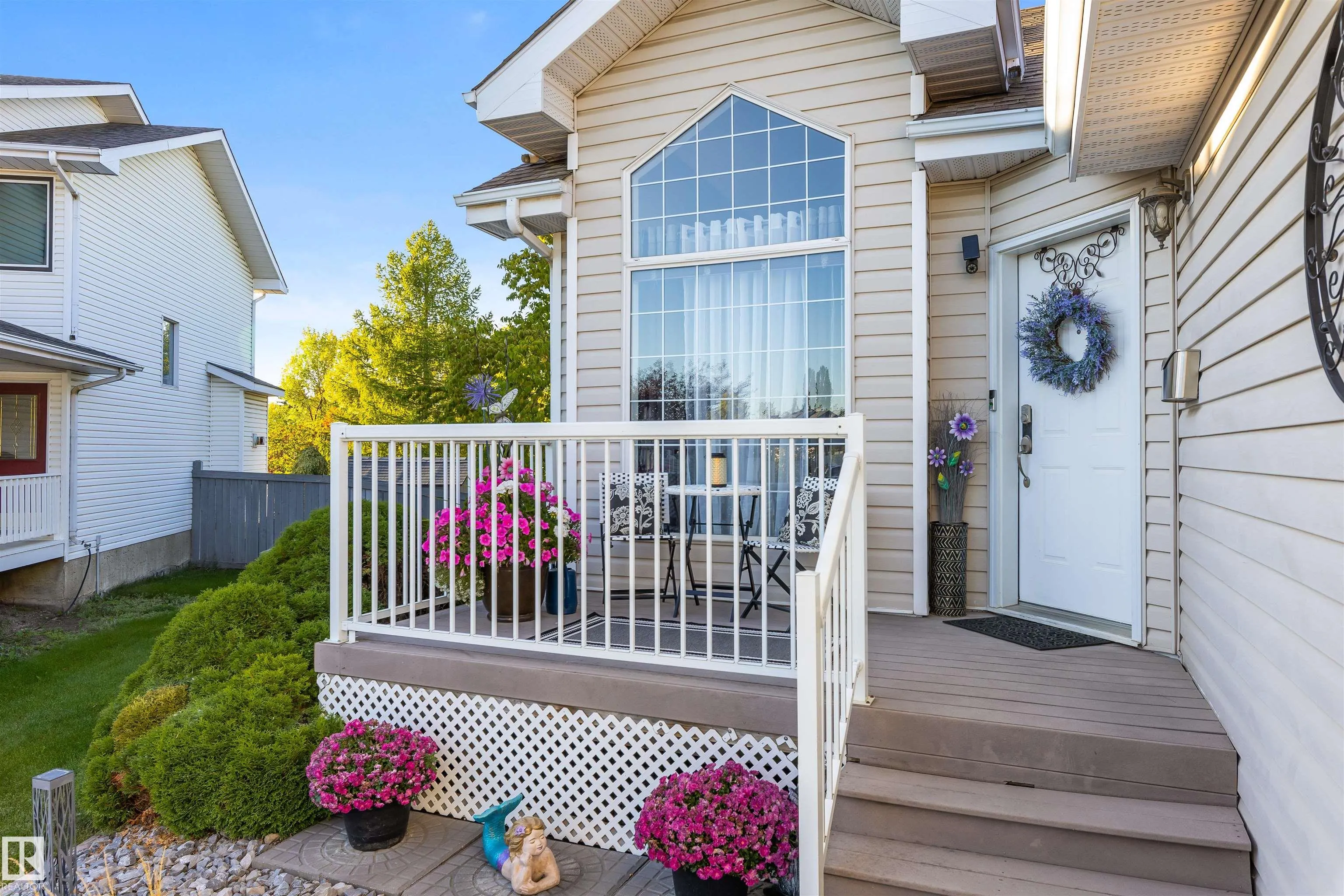 58 HARCOURT Crescent