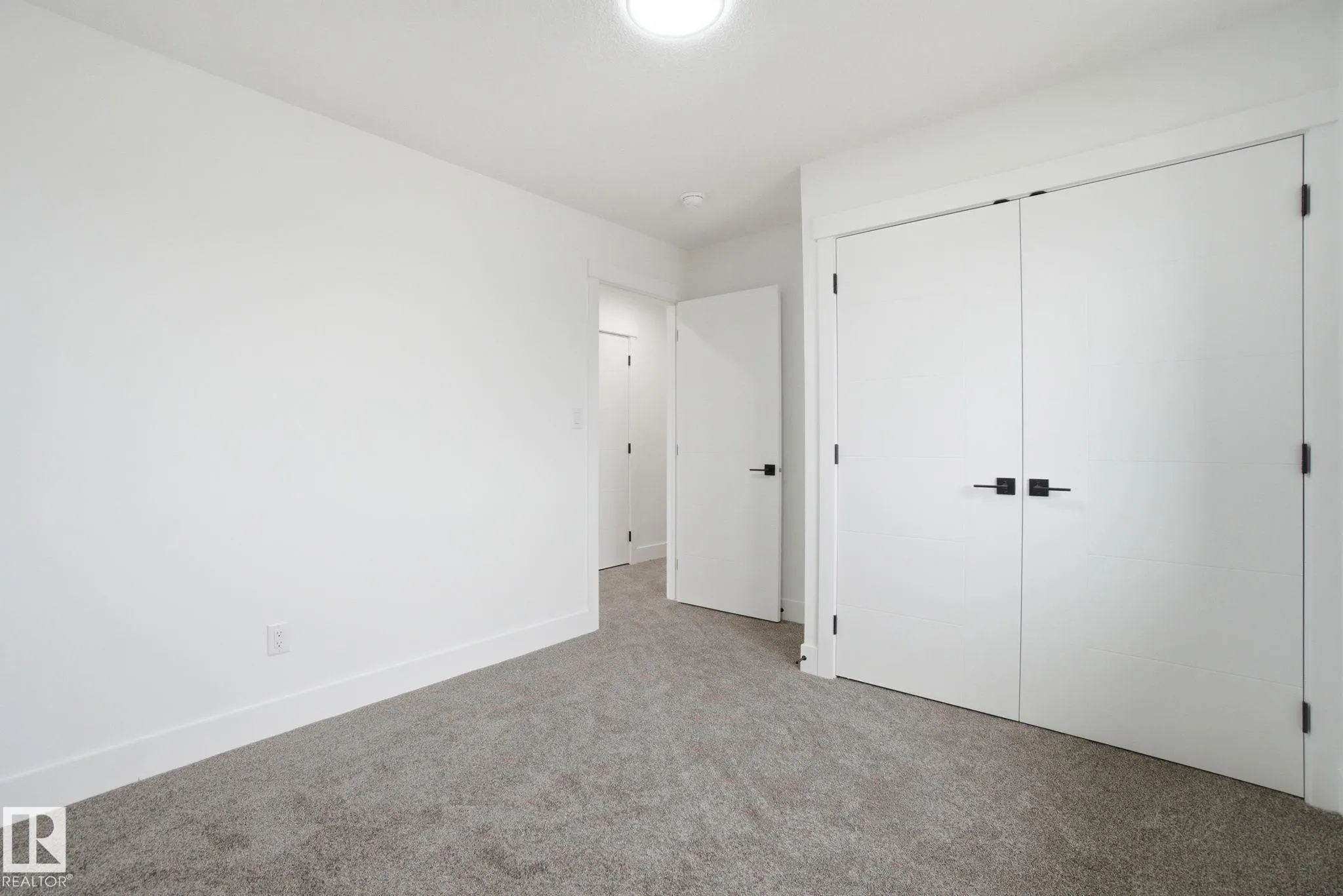 3311 Chernowski Way