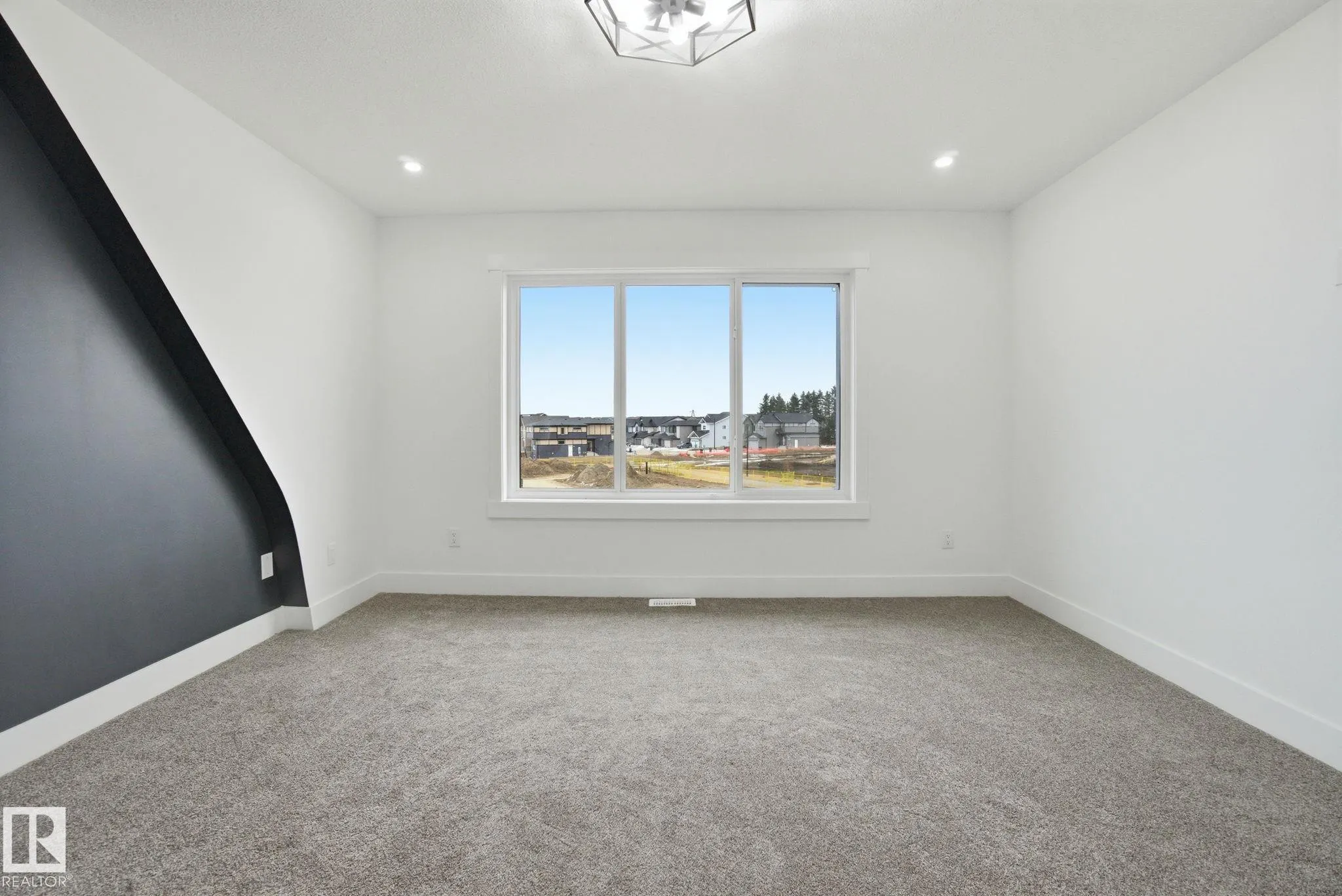 3311 Chernowski Way