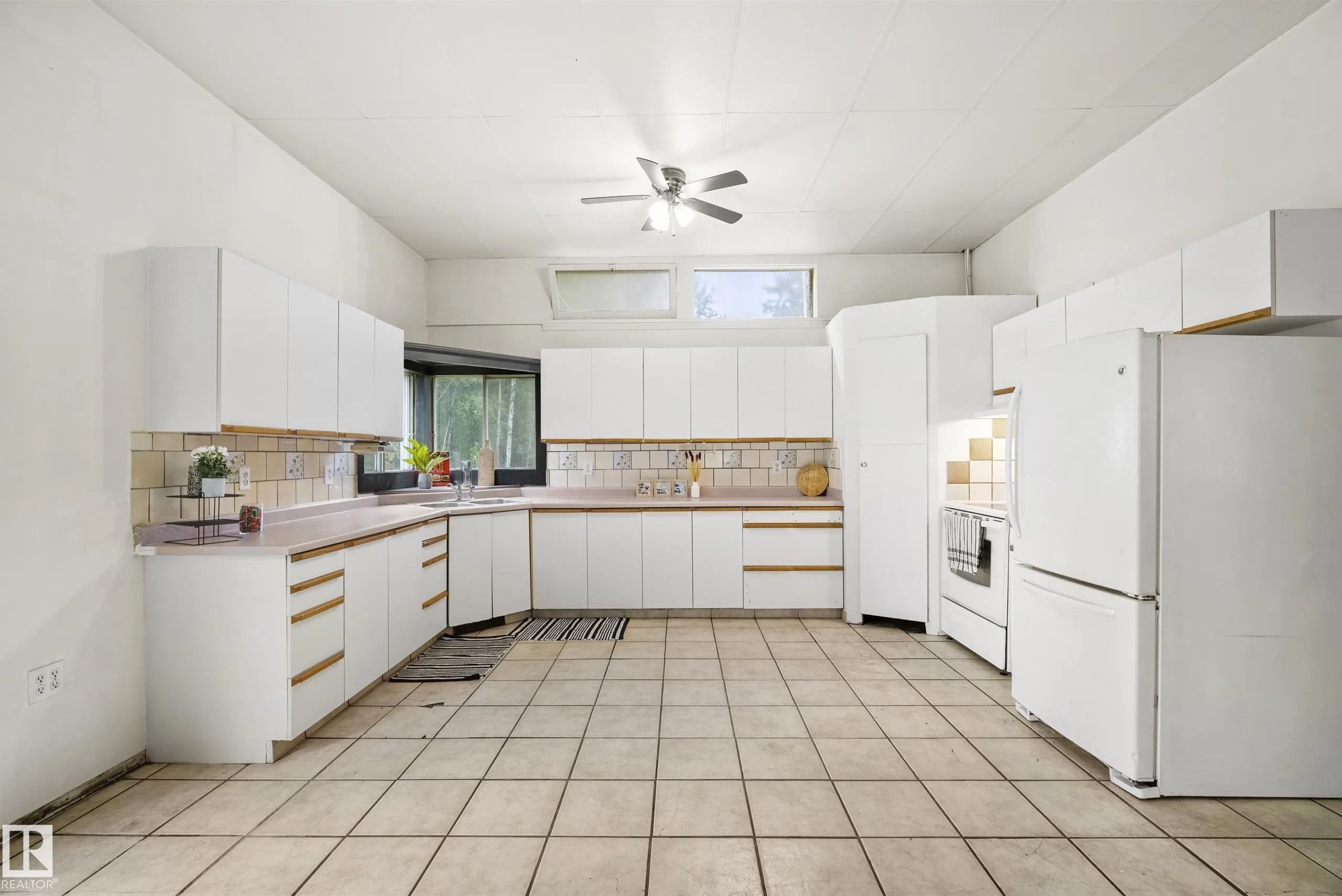 106 52502 RGE ROAD 25