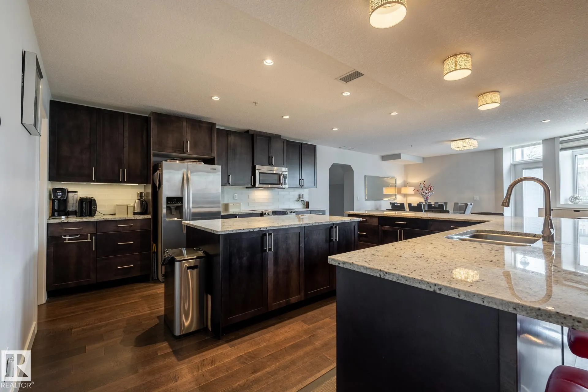5151 Windermere Boulevard
