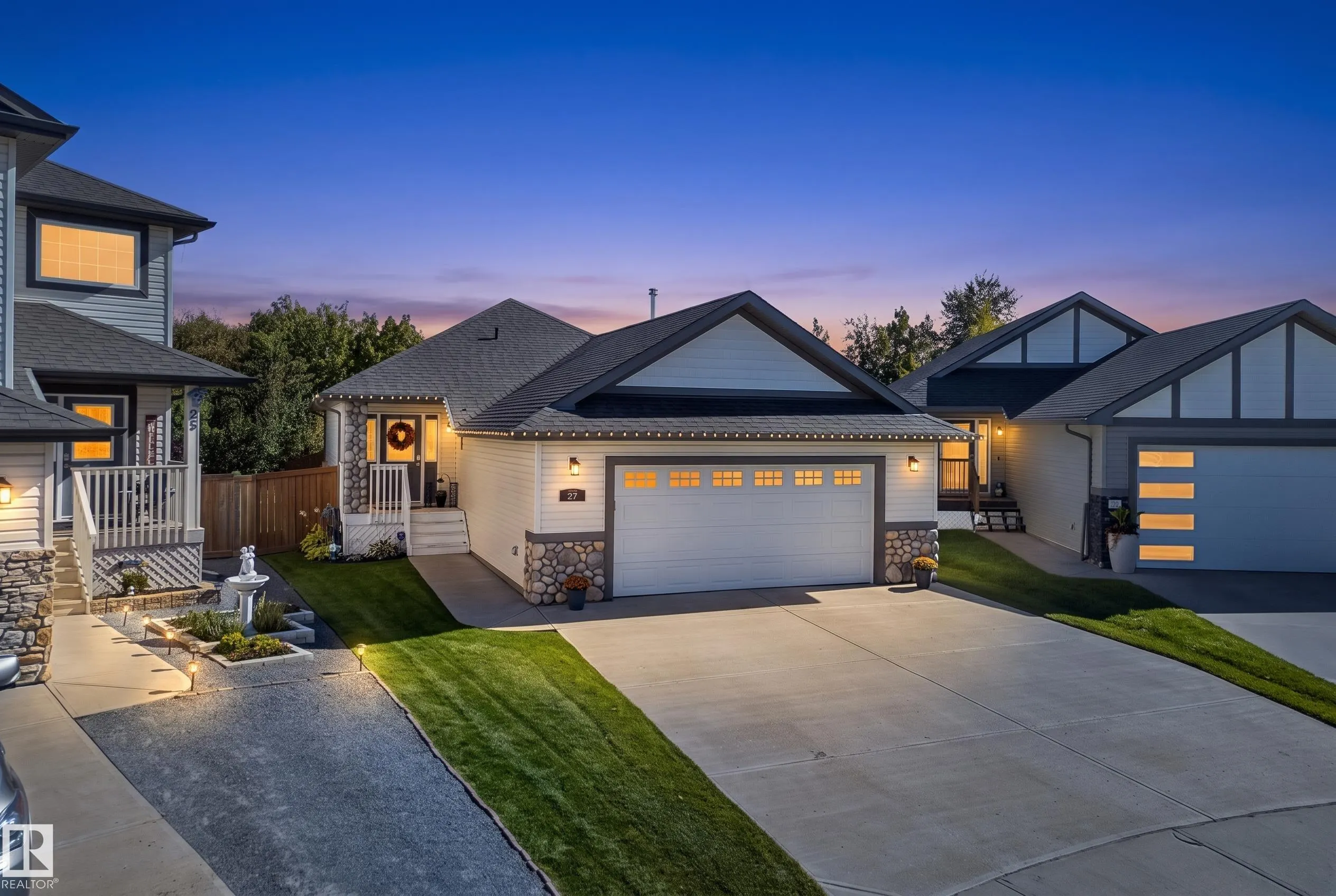 27 SILVERSTONE Drive
