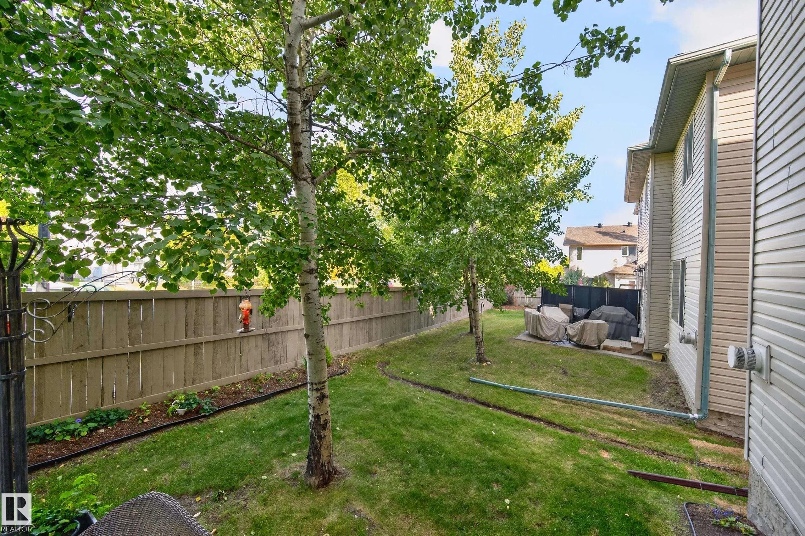 21 SUMMERWOOD Drive