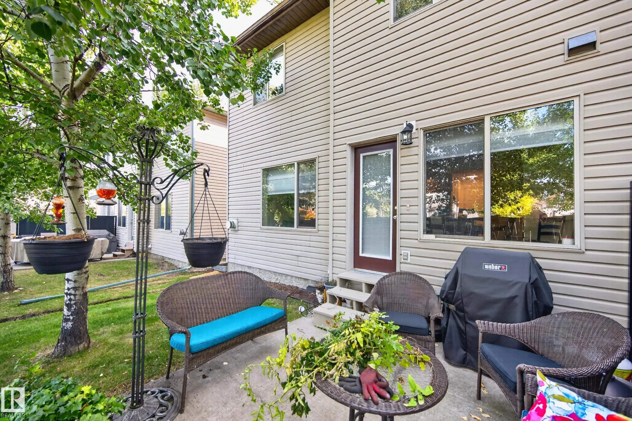 21 SUMMERWOOD Drive