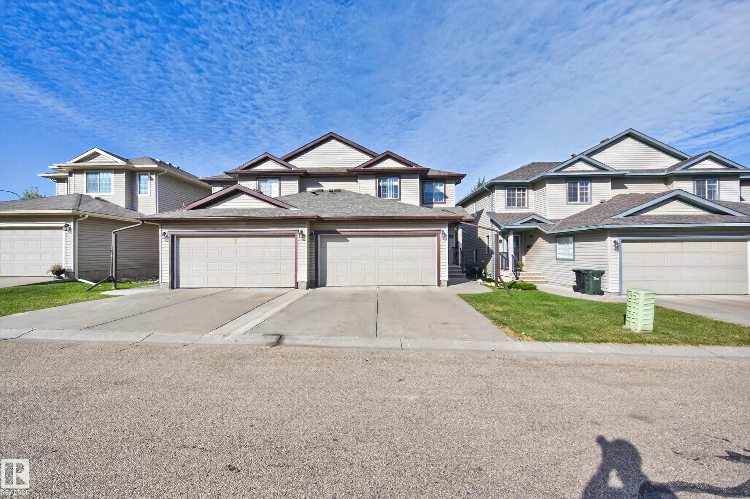 21 SUMMERWOOD Drive