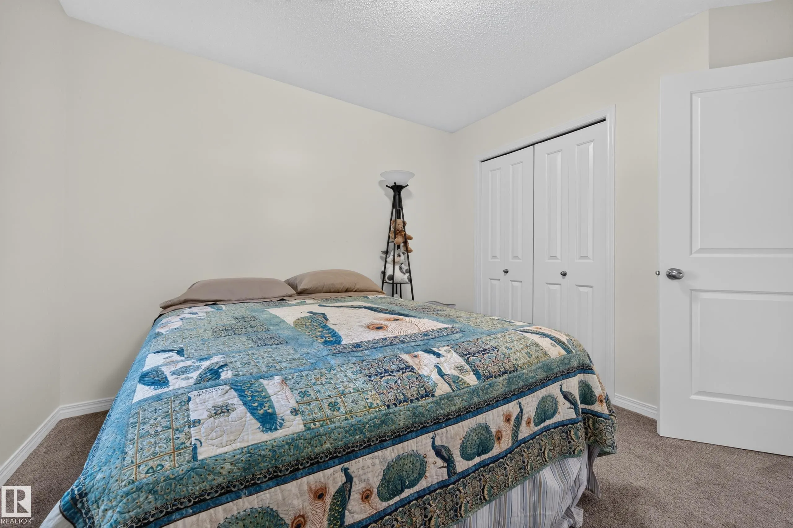 21 SUMMERWOOD Drive