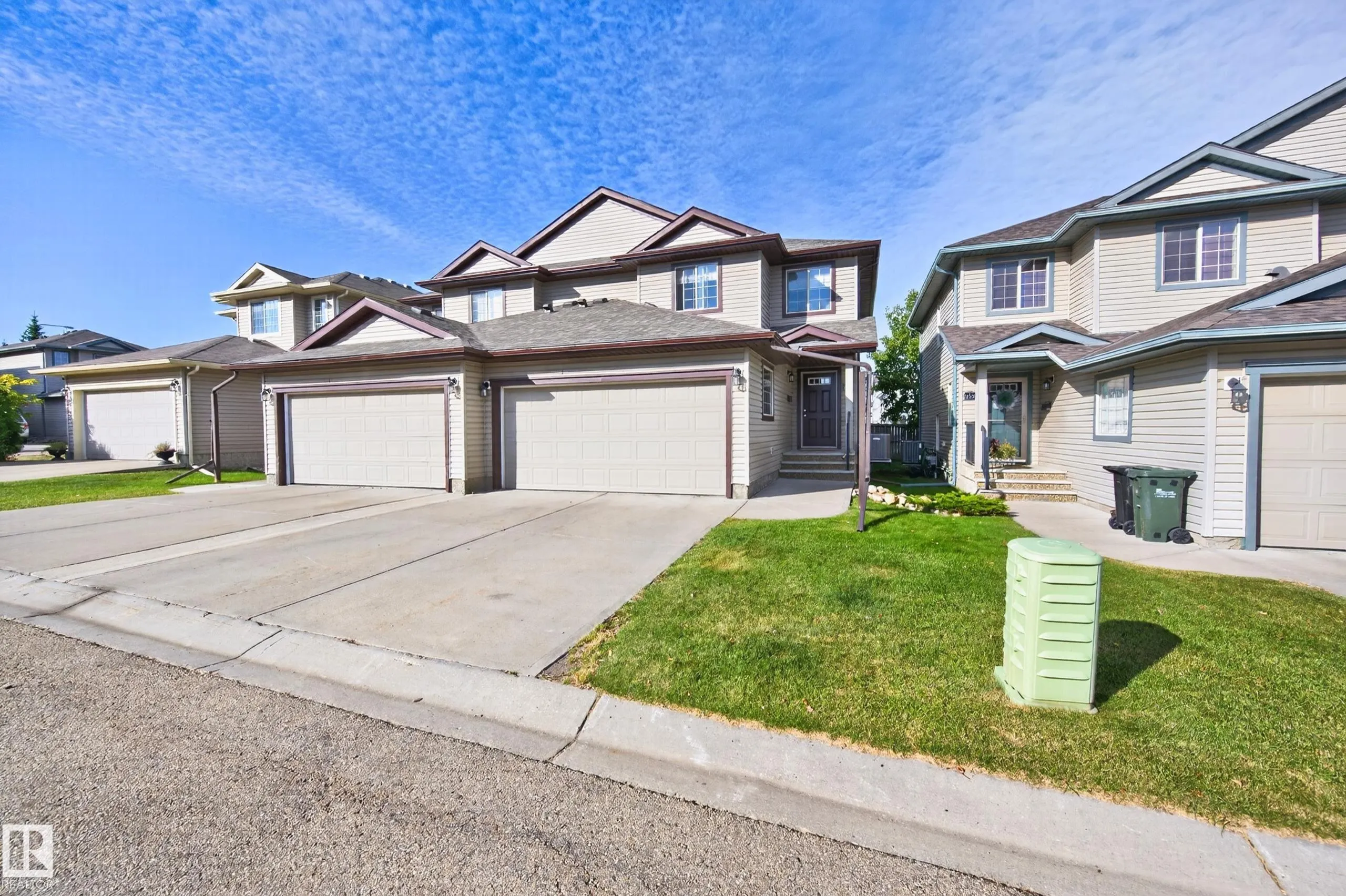 21 SUMMERWOOD Drive