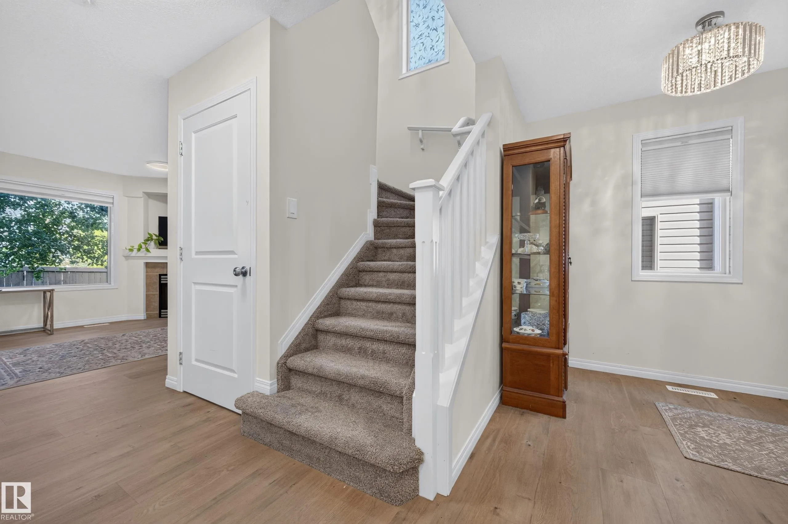 21 SUMMERWOOD Drive