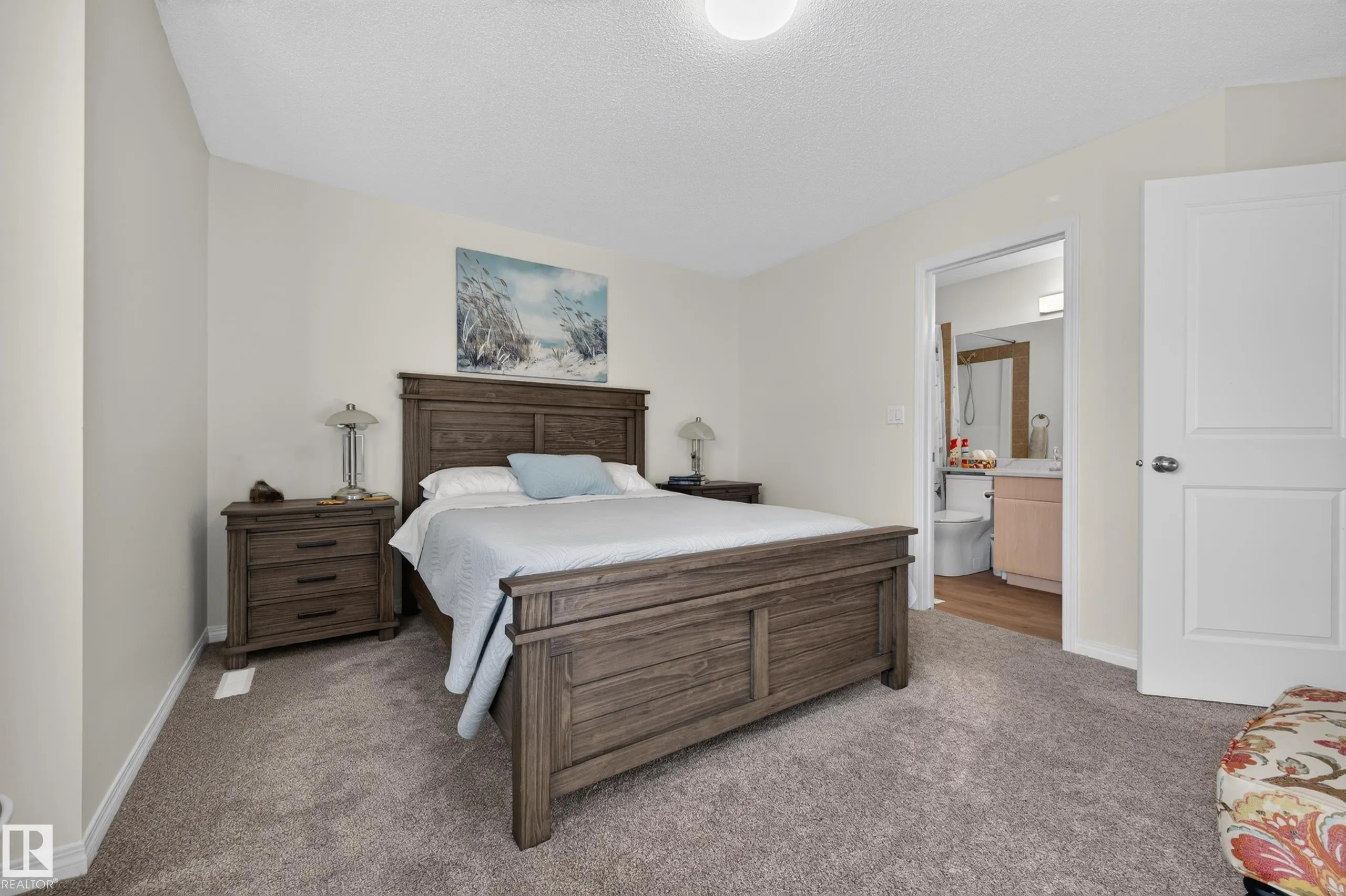 21 SUMMERWOOD Drive