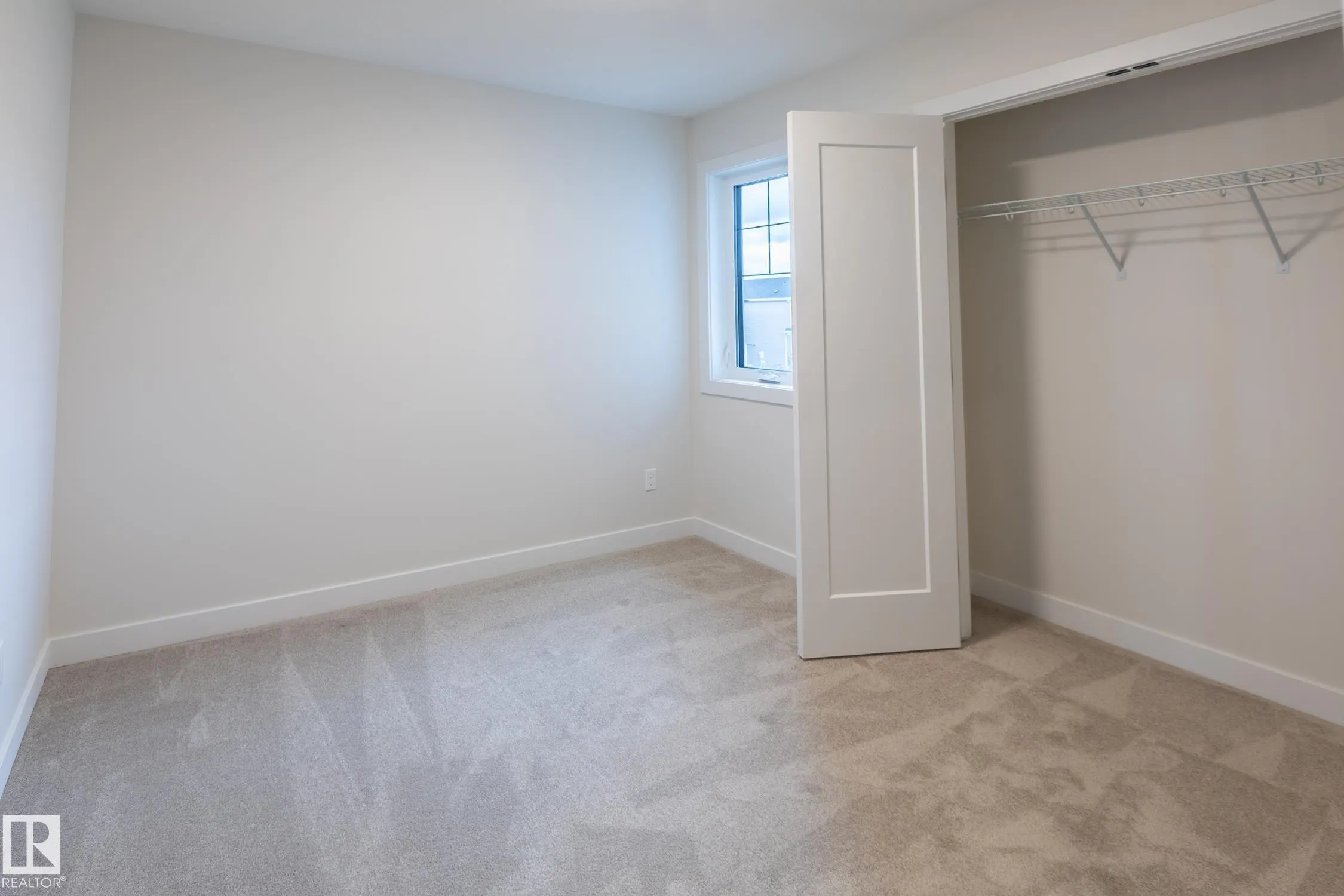 6306 65 Ave