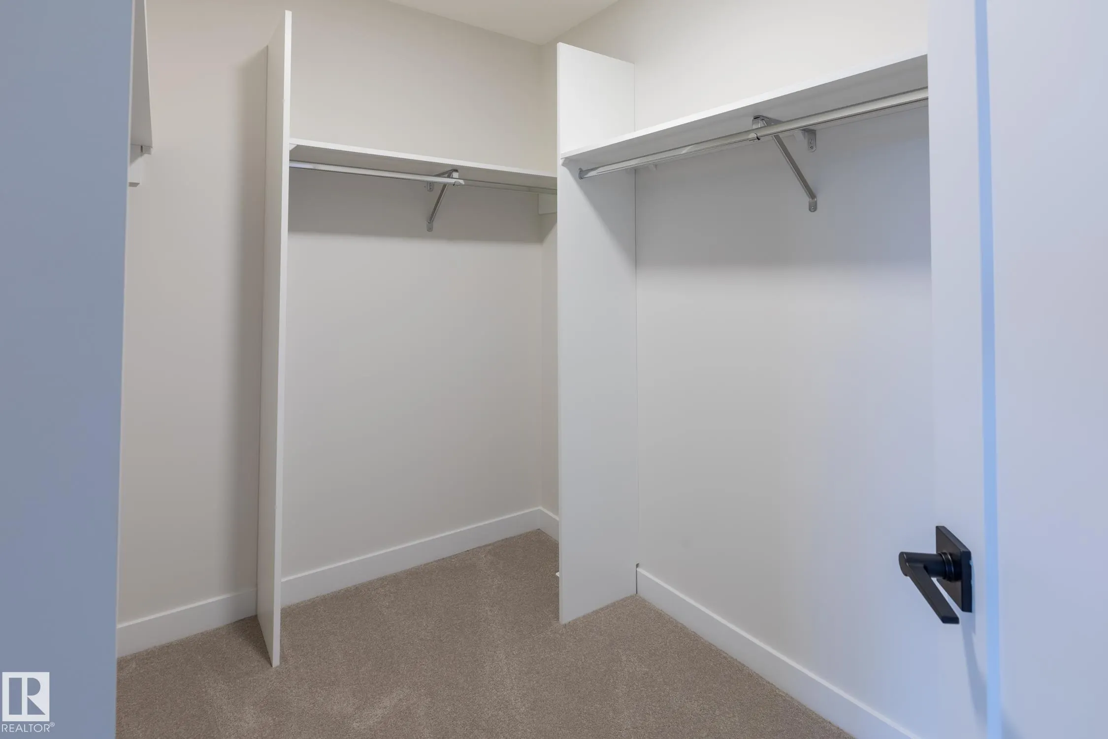 6306 65 Ave