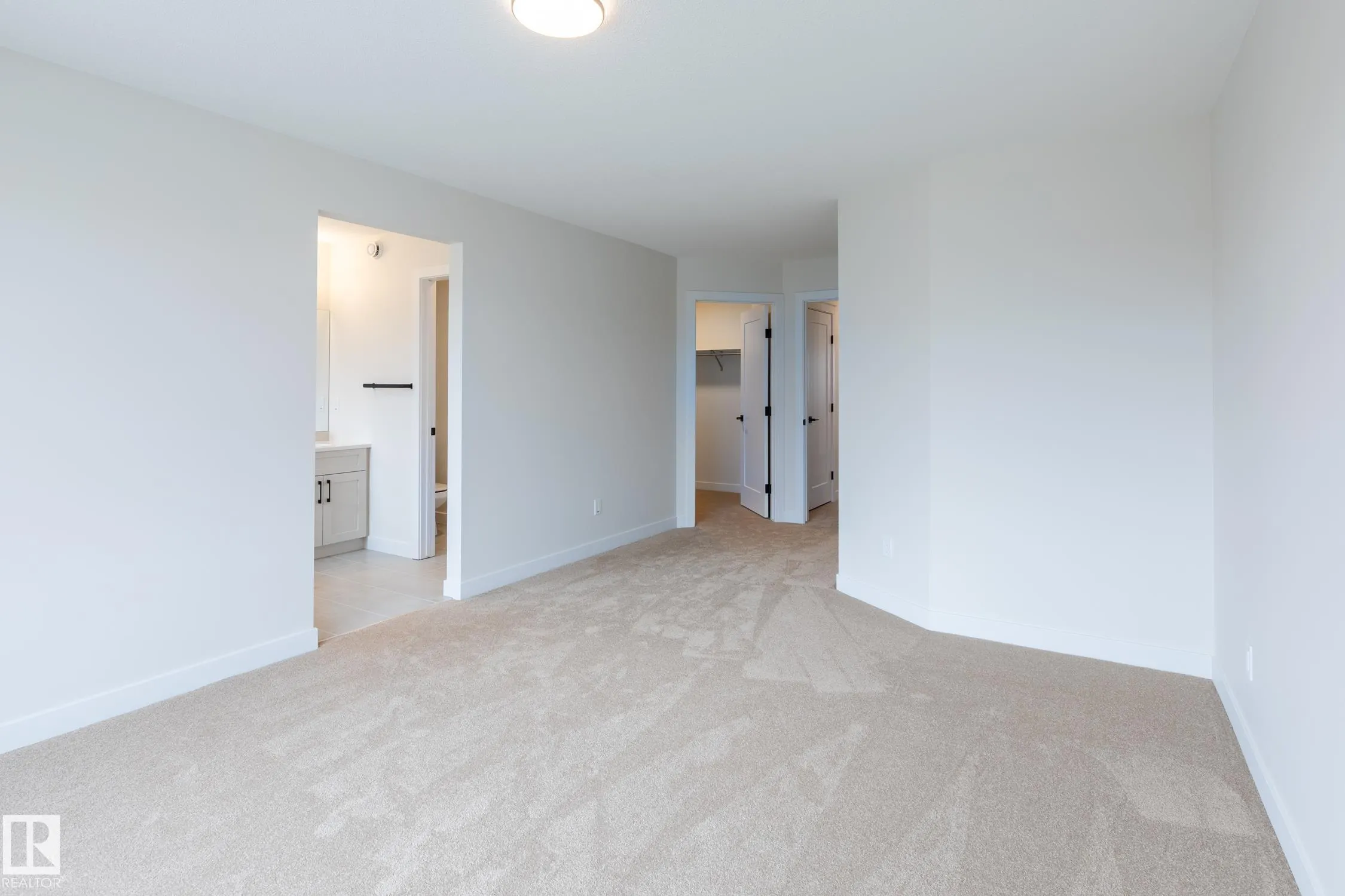6306 65 Ave