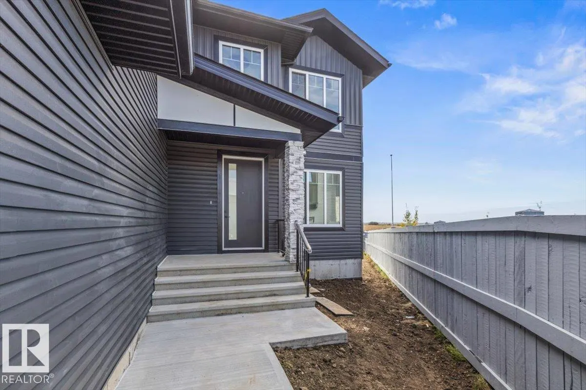 25 Owl Ridge Close