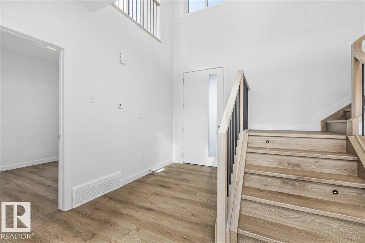 25 Owl Ridge Close