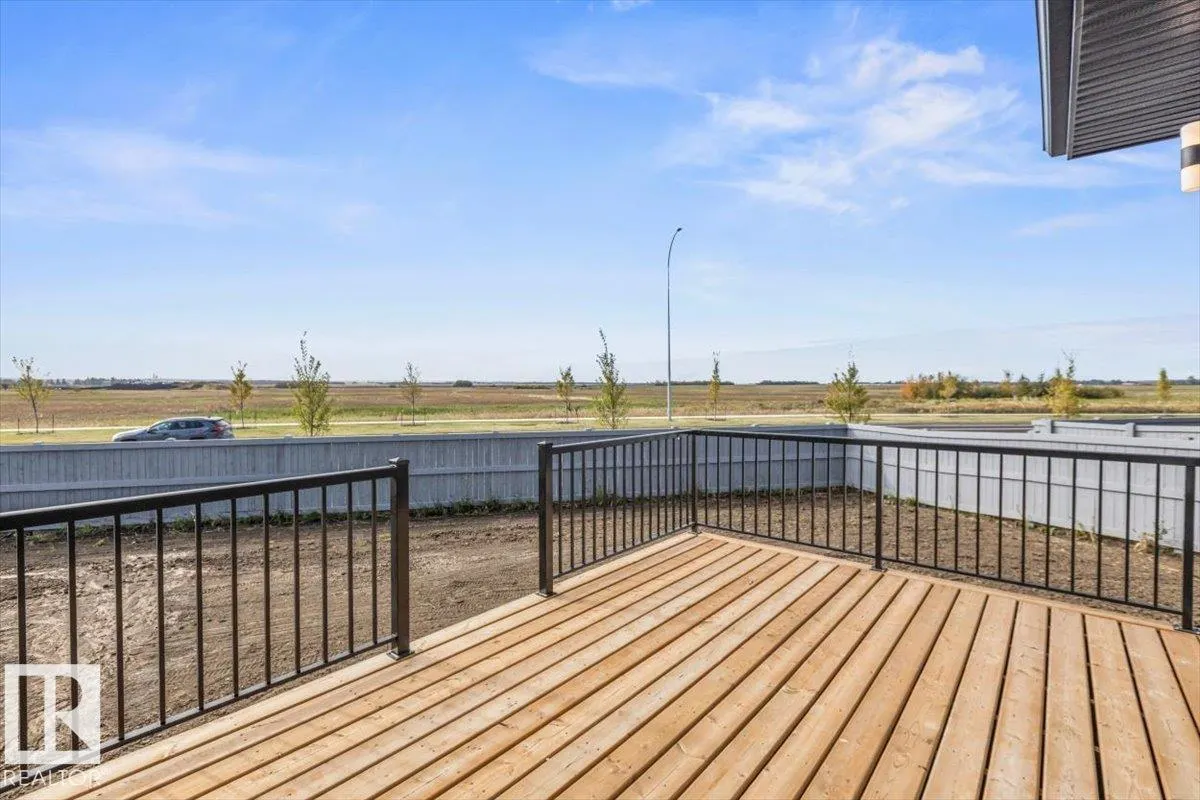 25 Owl Ridge Close