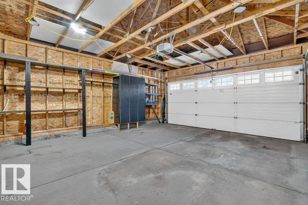 910 OAKLAND Boulevard