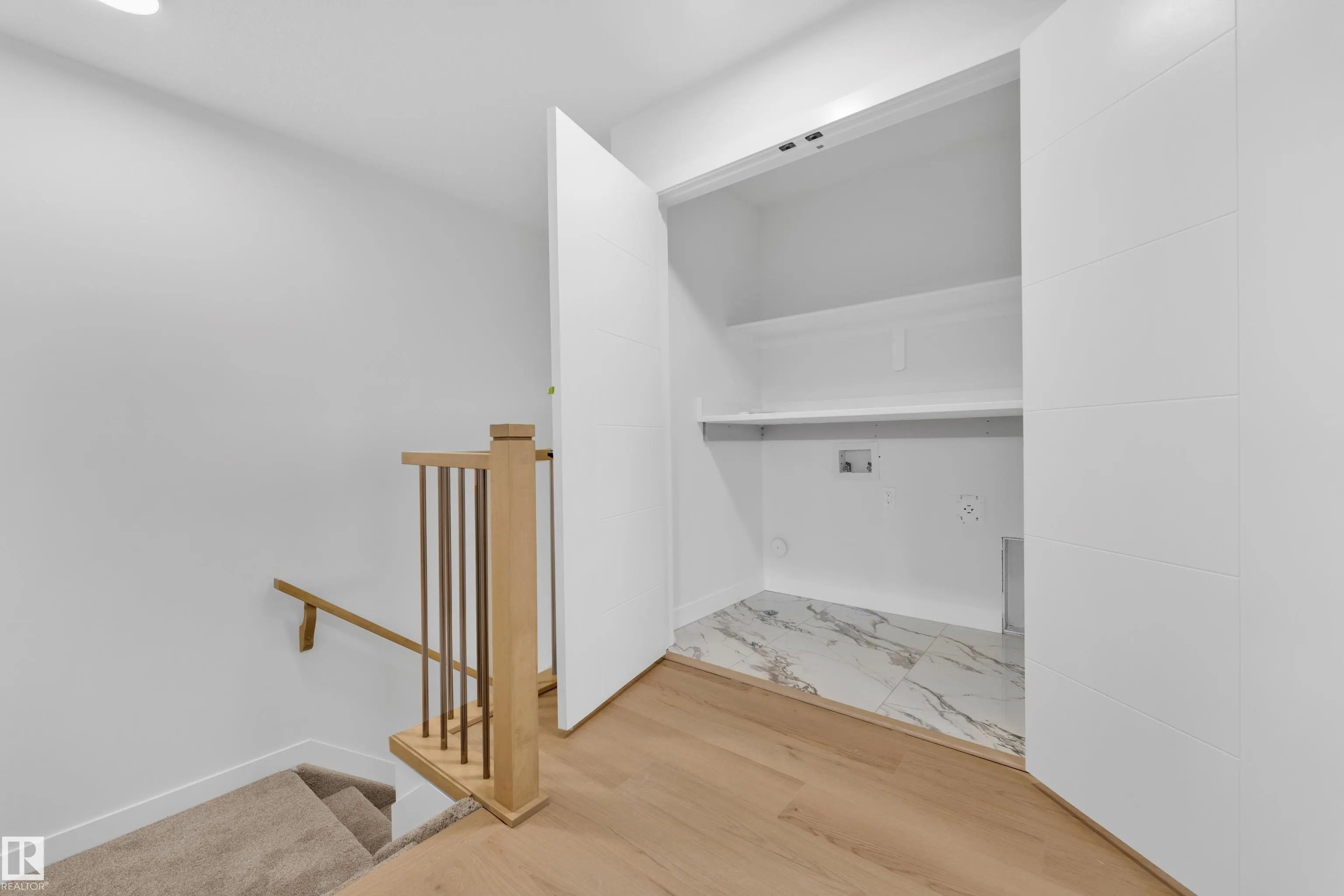 16 Westwyck Link