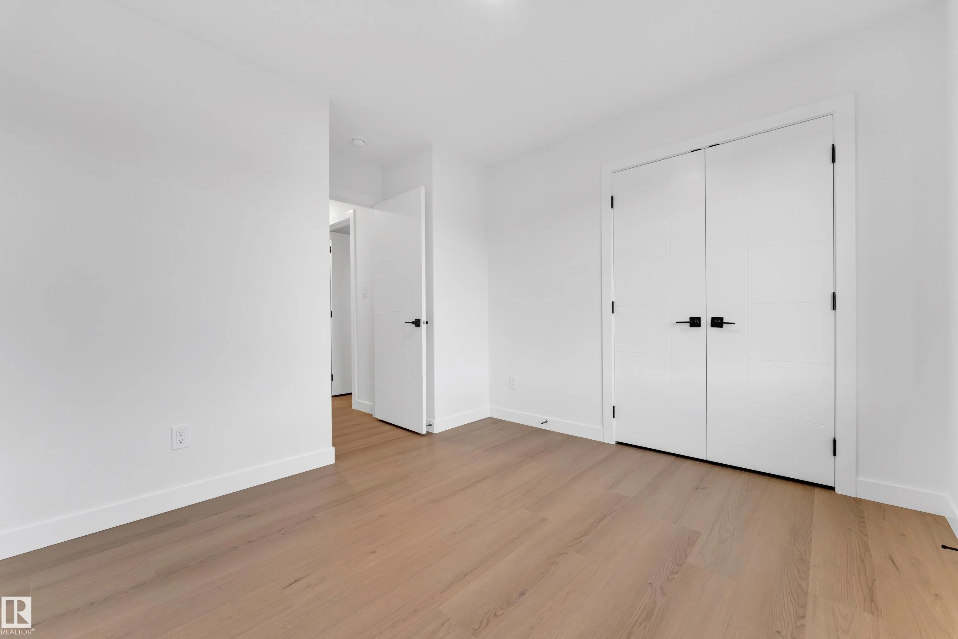 16 Westwyck Link