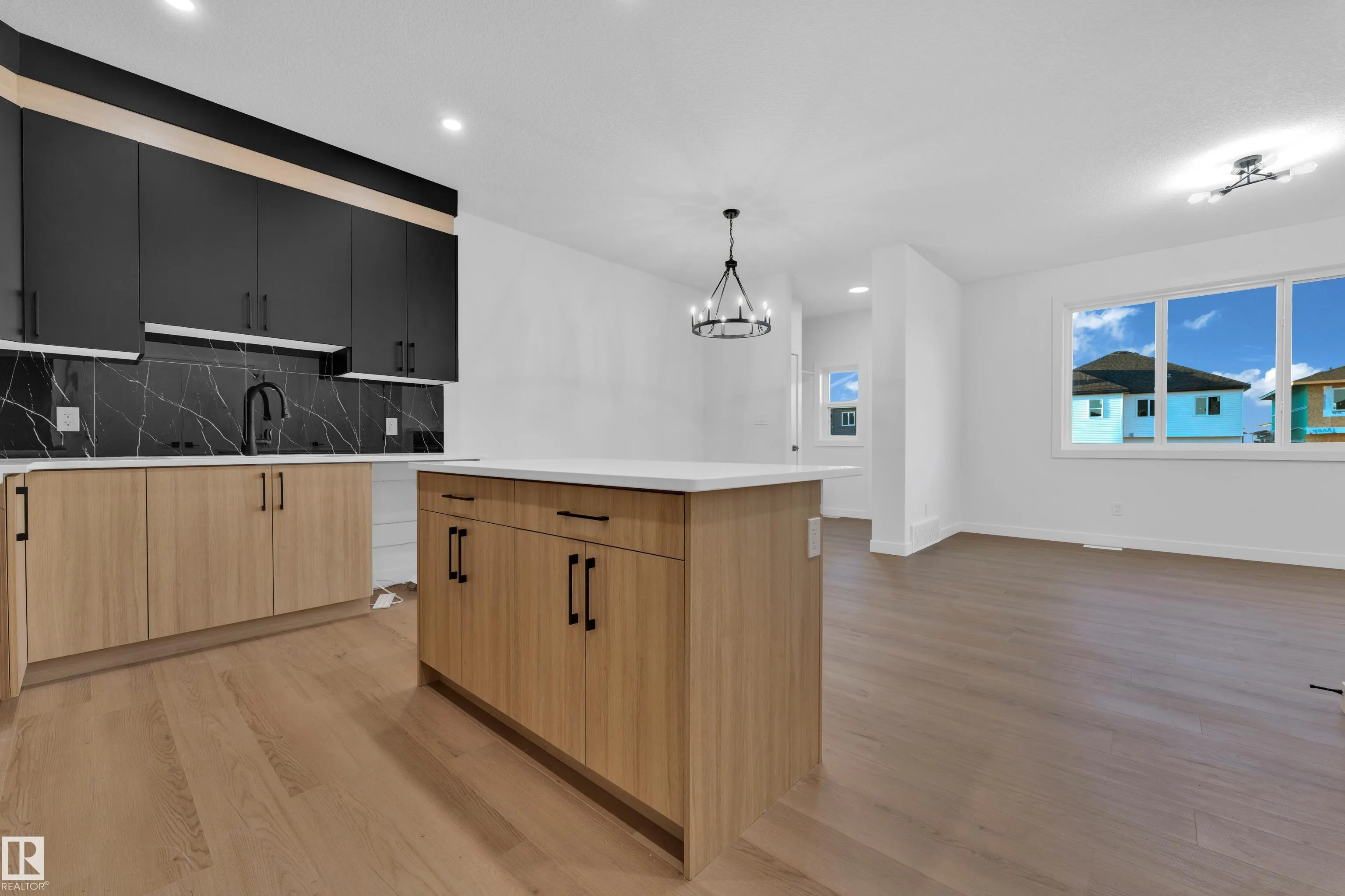 16 Westwyck Link