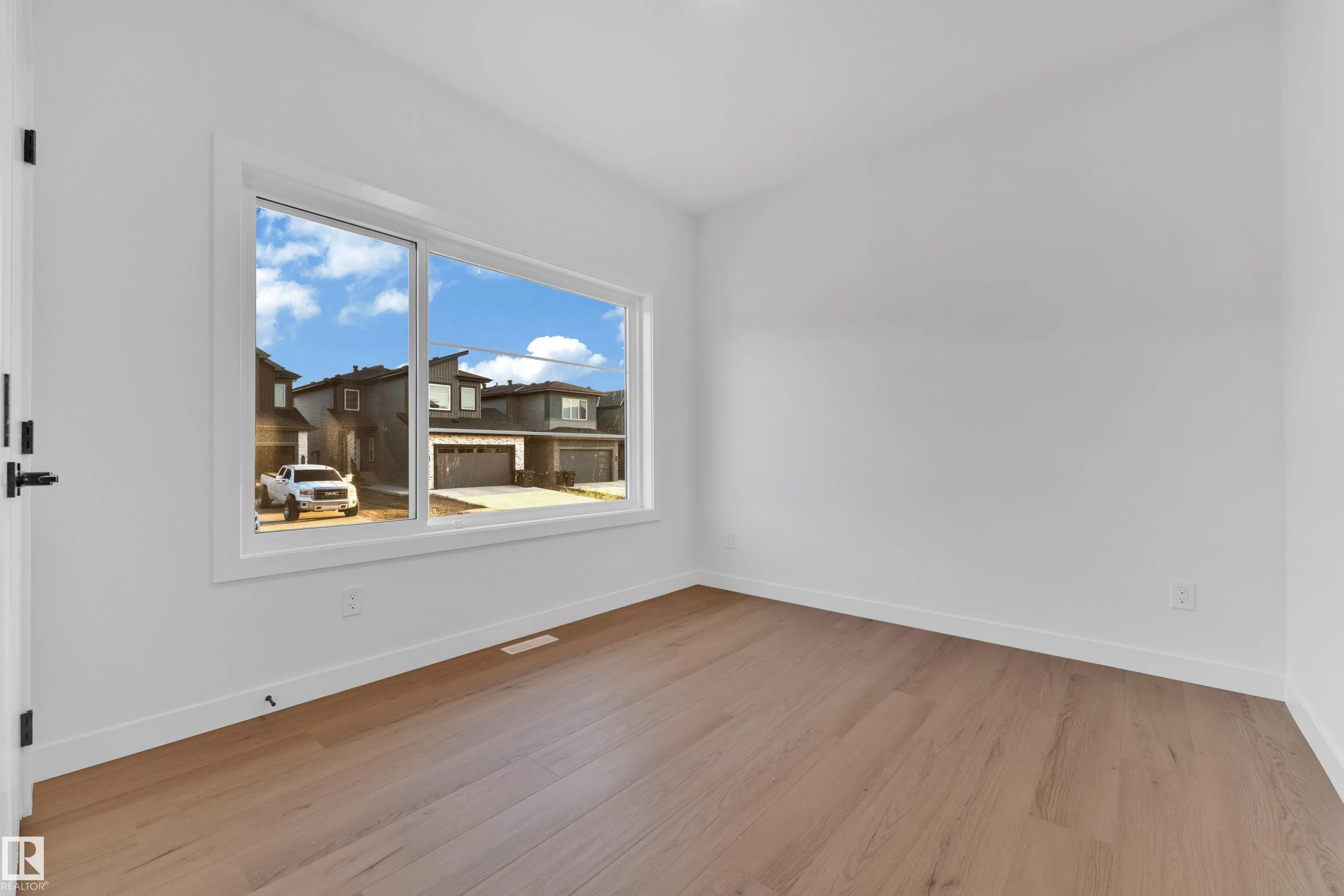 16 Westwyck Link