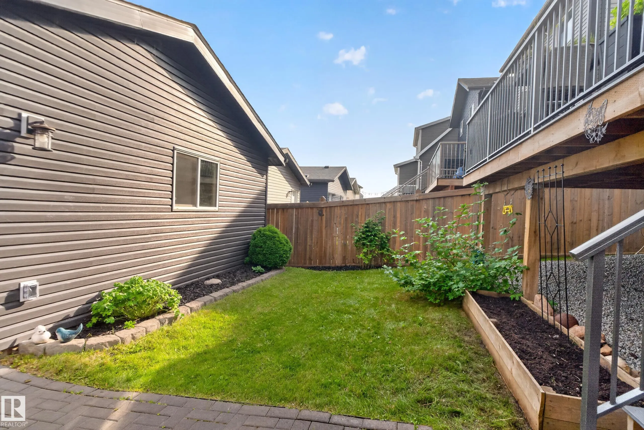 325 HAWKS RIDGE Boulevard