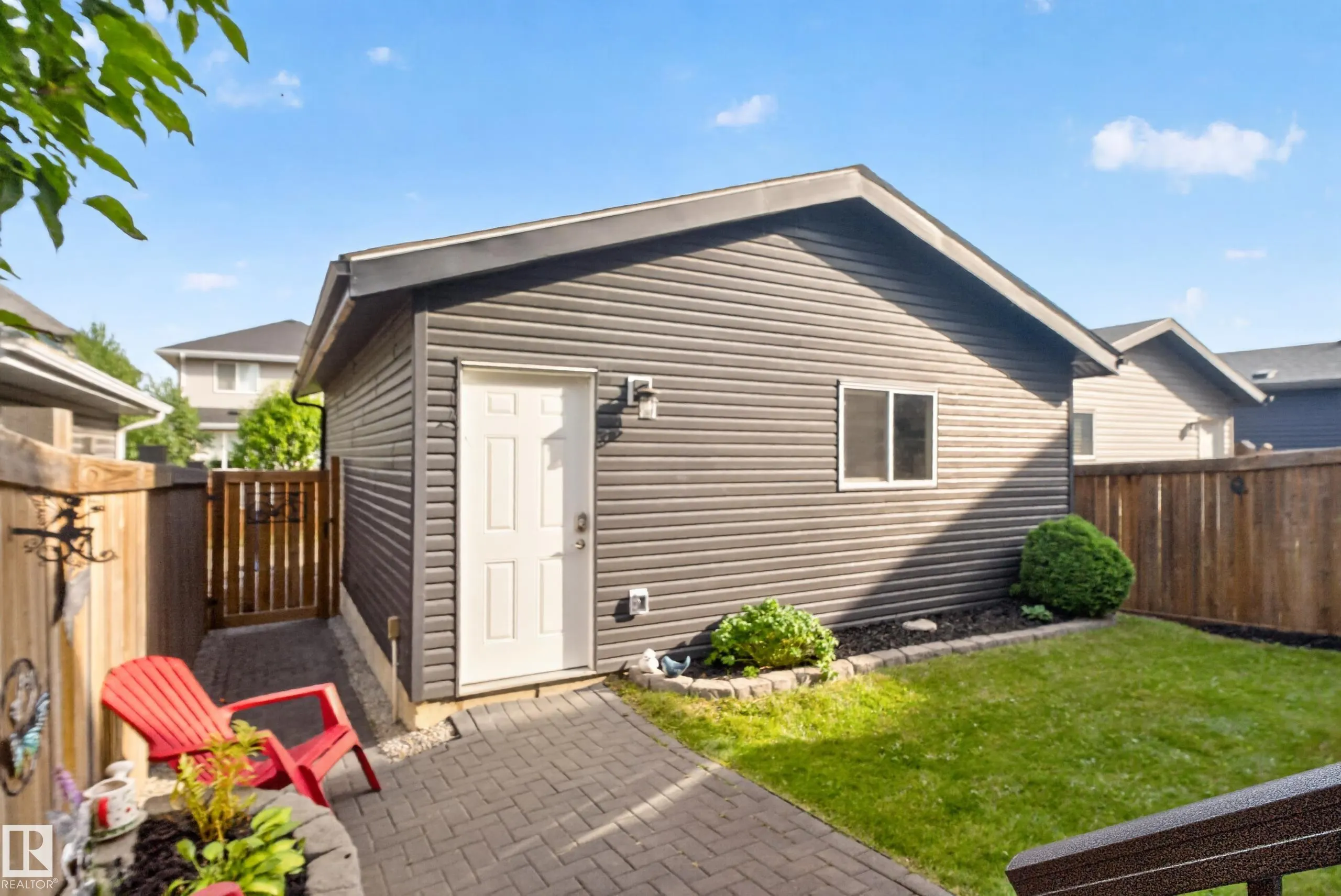 325 HAWKS RIDGE Boulevard