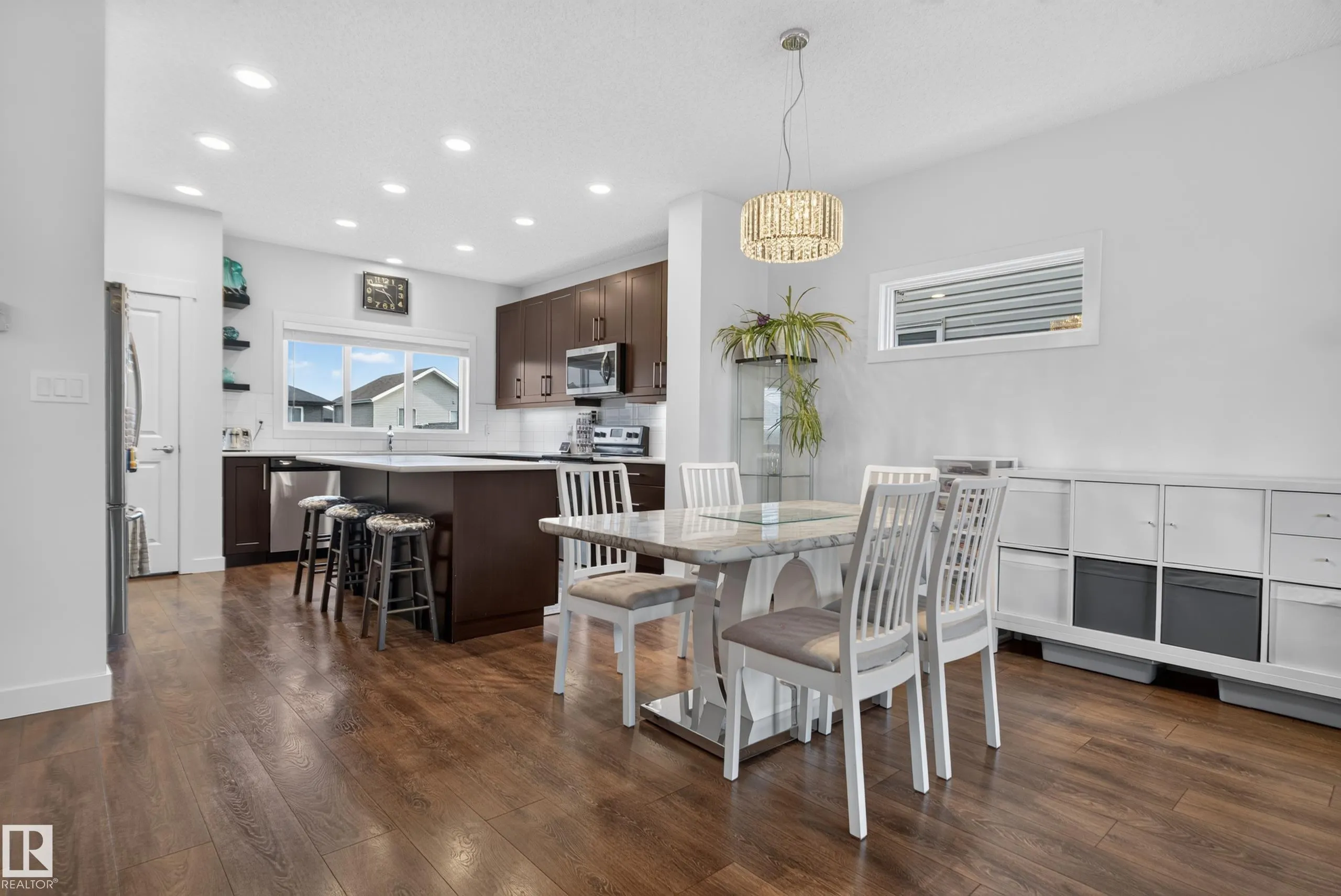 325 HAWKS RIDGE Boulevard