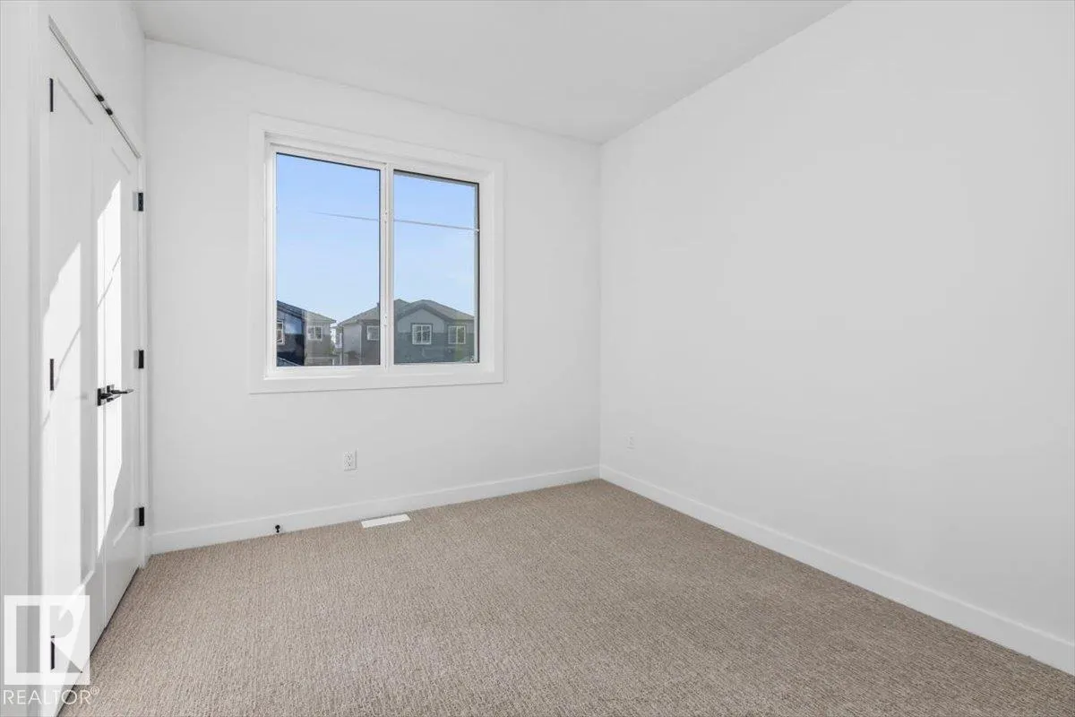 6 Owl Ridge Close
