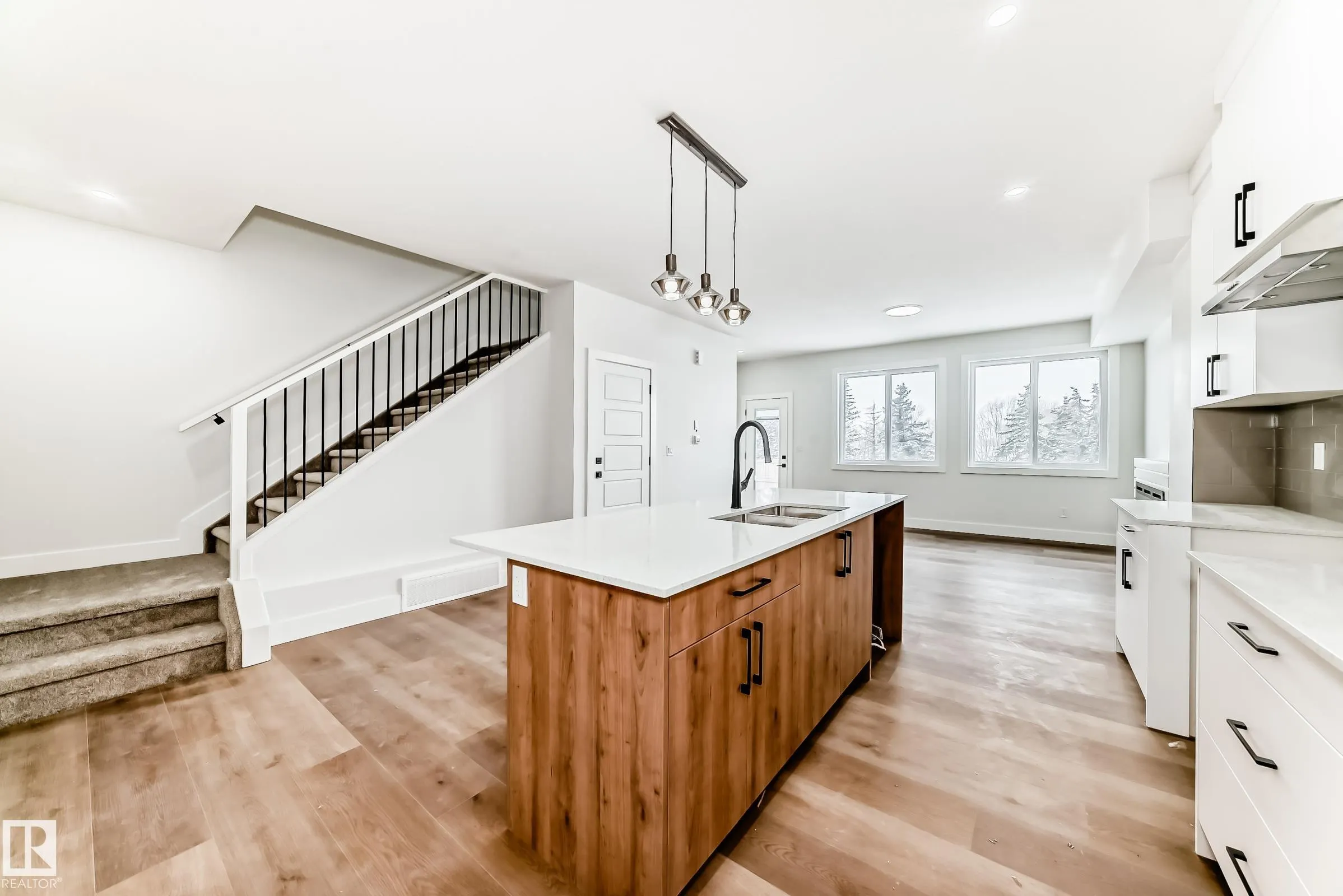 66 Duval Crescent
