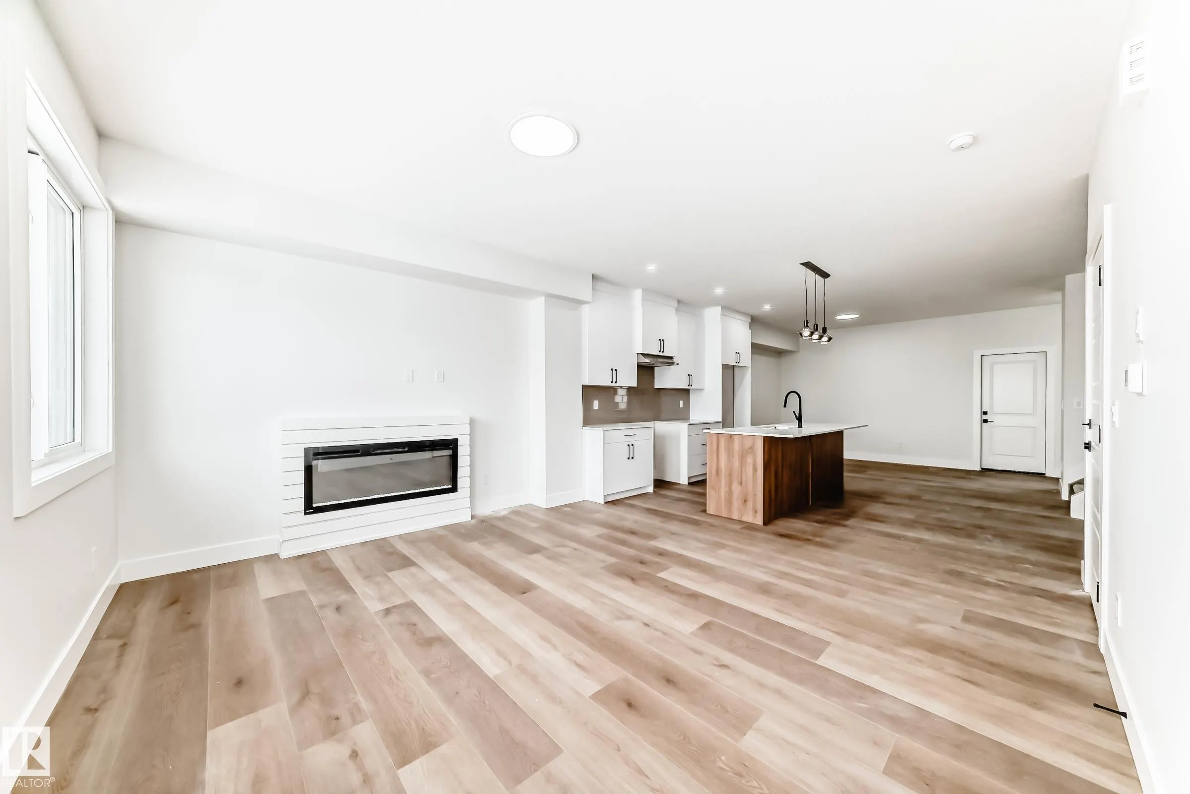 66 Duval Crescent