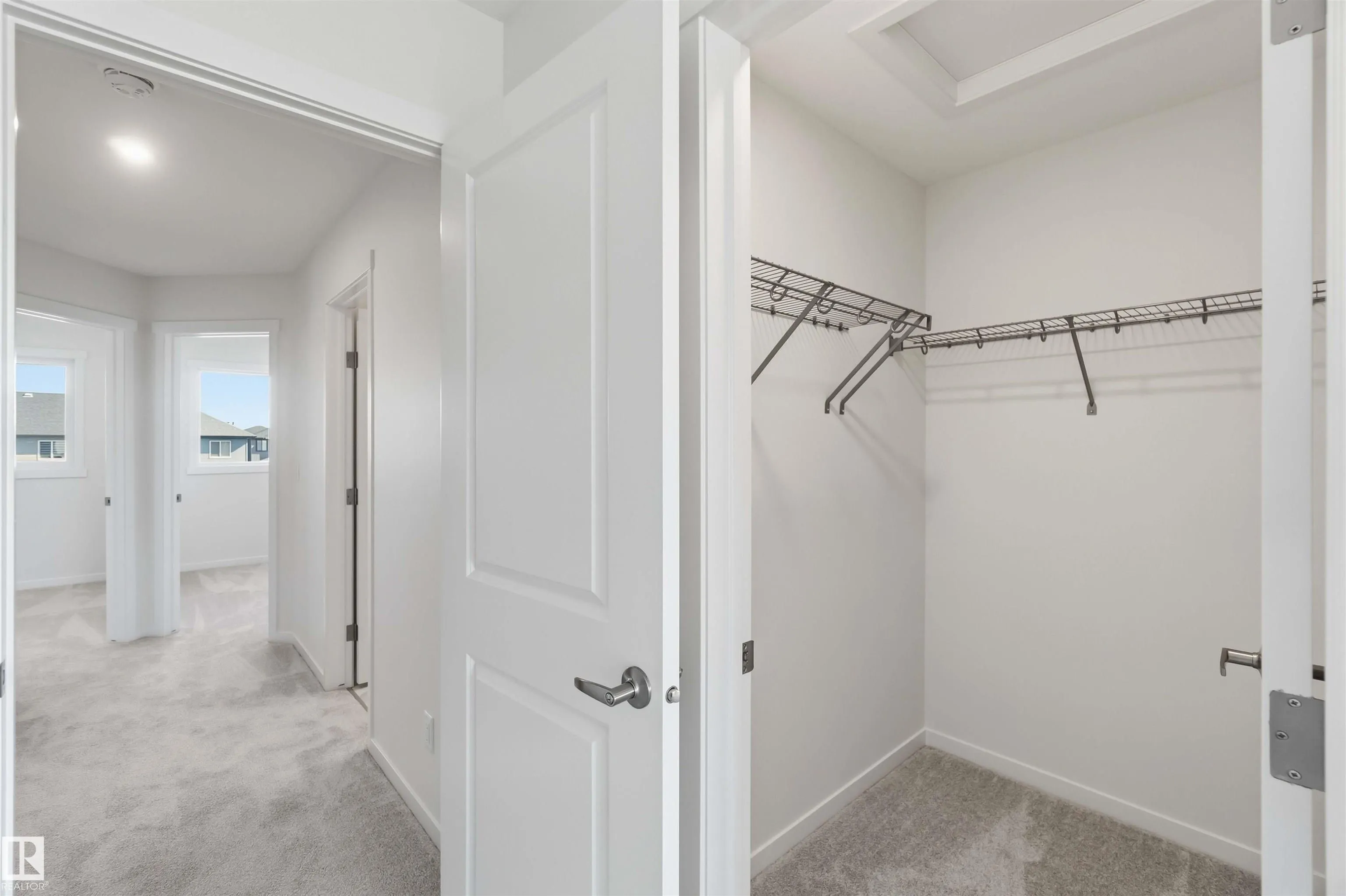 390 EASTWOOD Drive