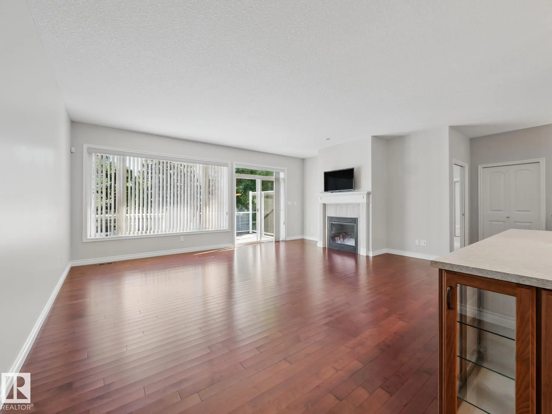 18343 LESSARD Road