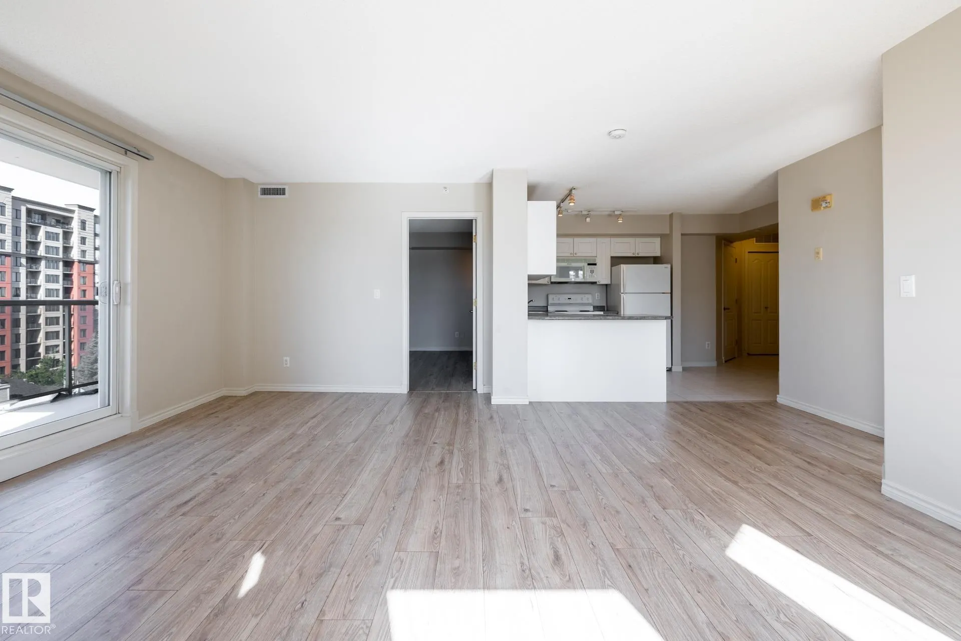 10909 103 Avenue
