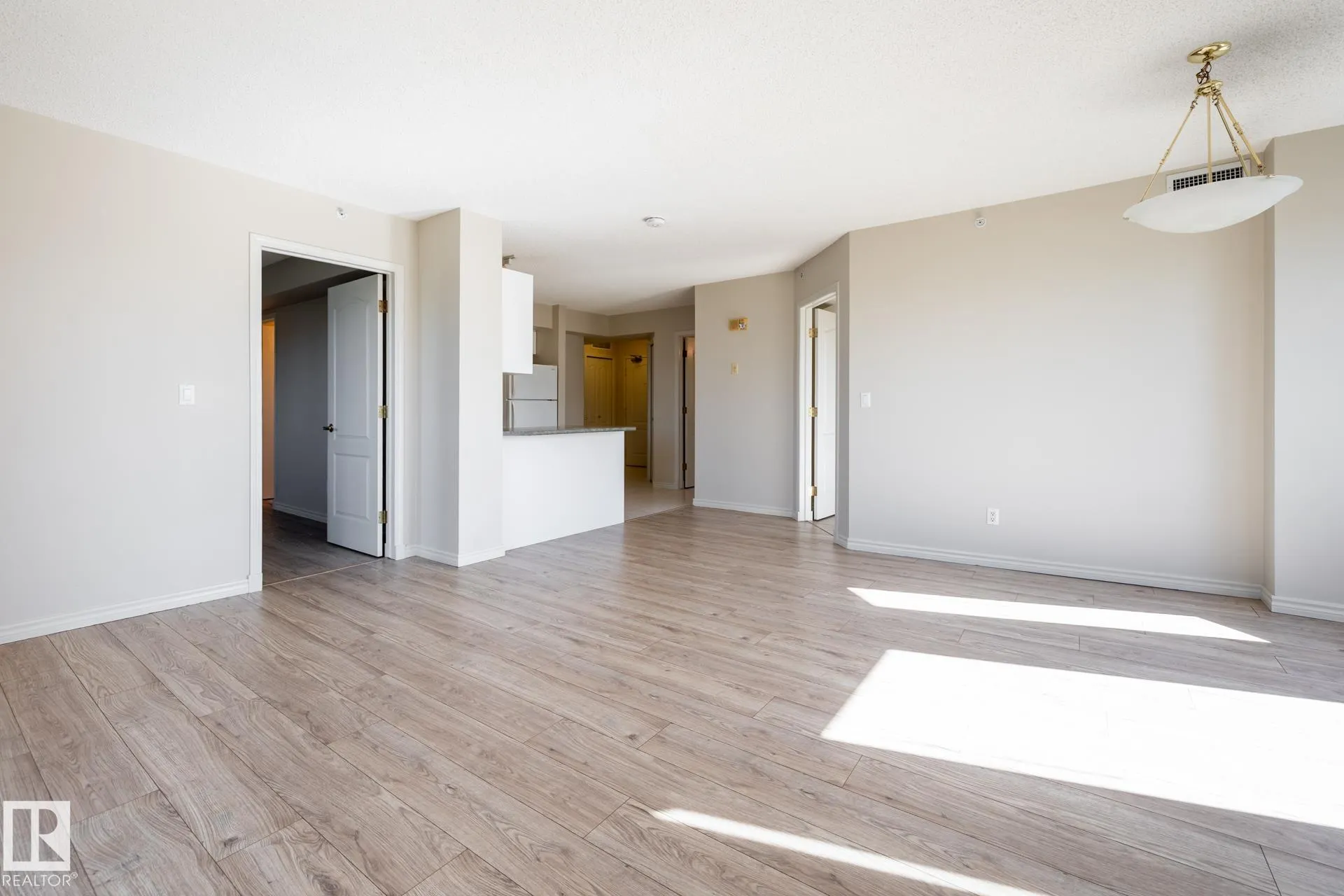 10909 103 Avenue