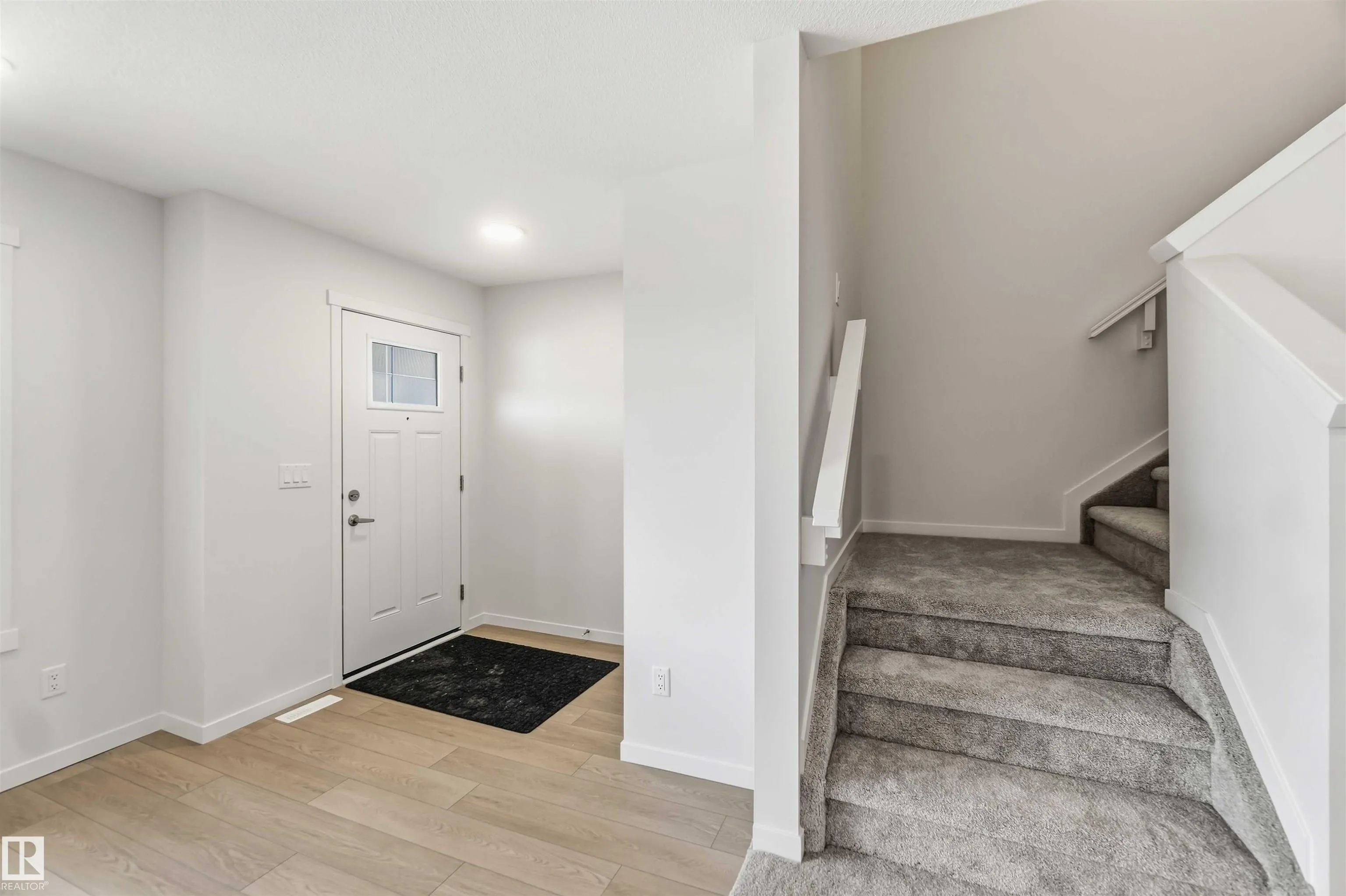 392 EASTWOOD Drive