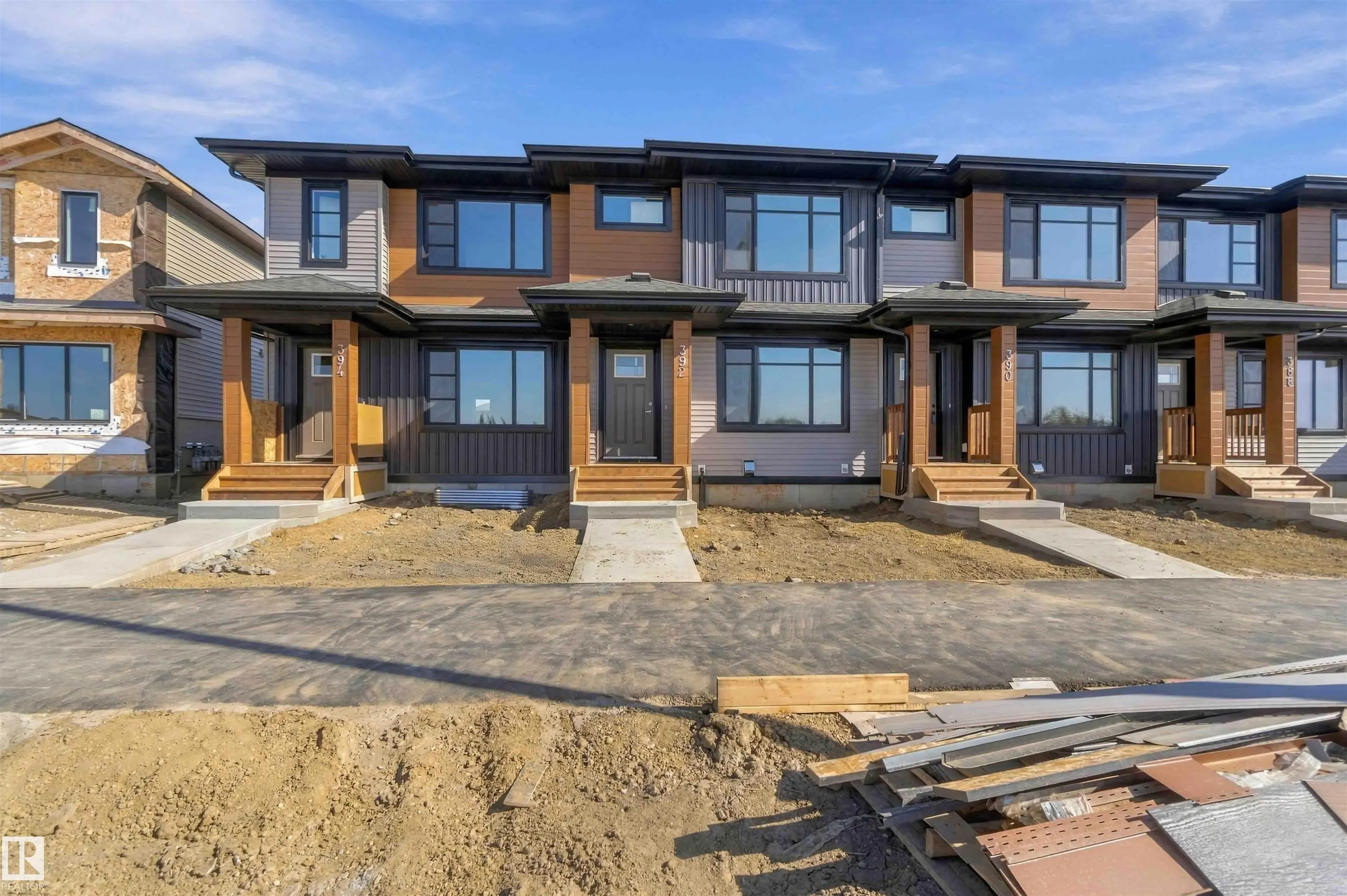 392 EASTWOOD Drive