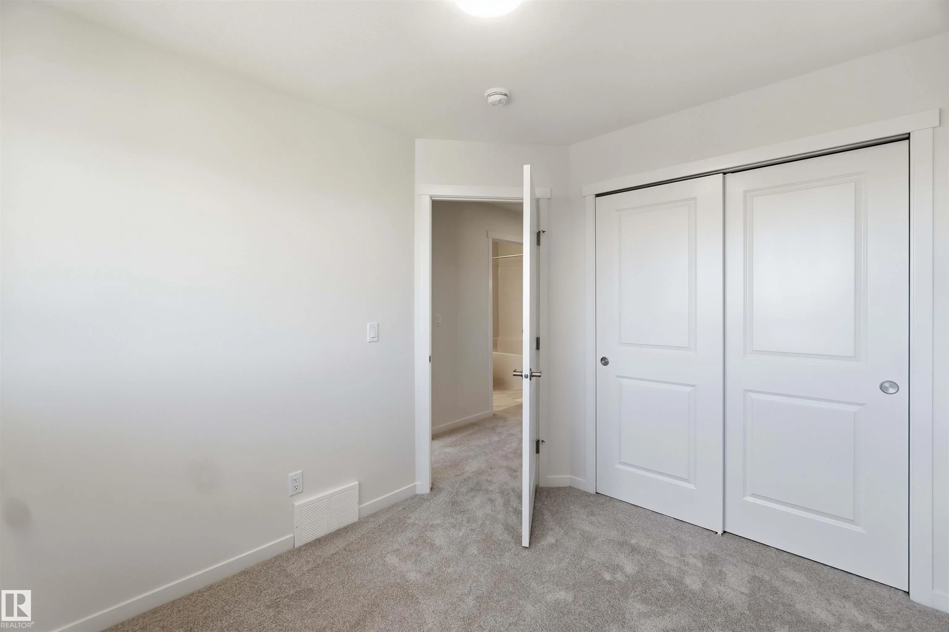 392 EASTWOOD Drive