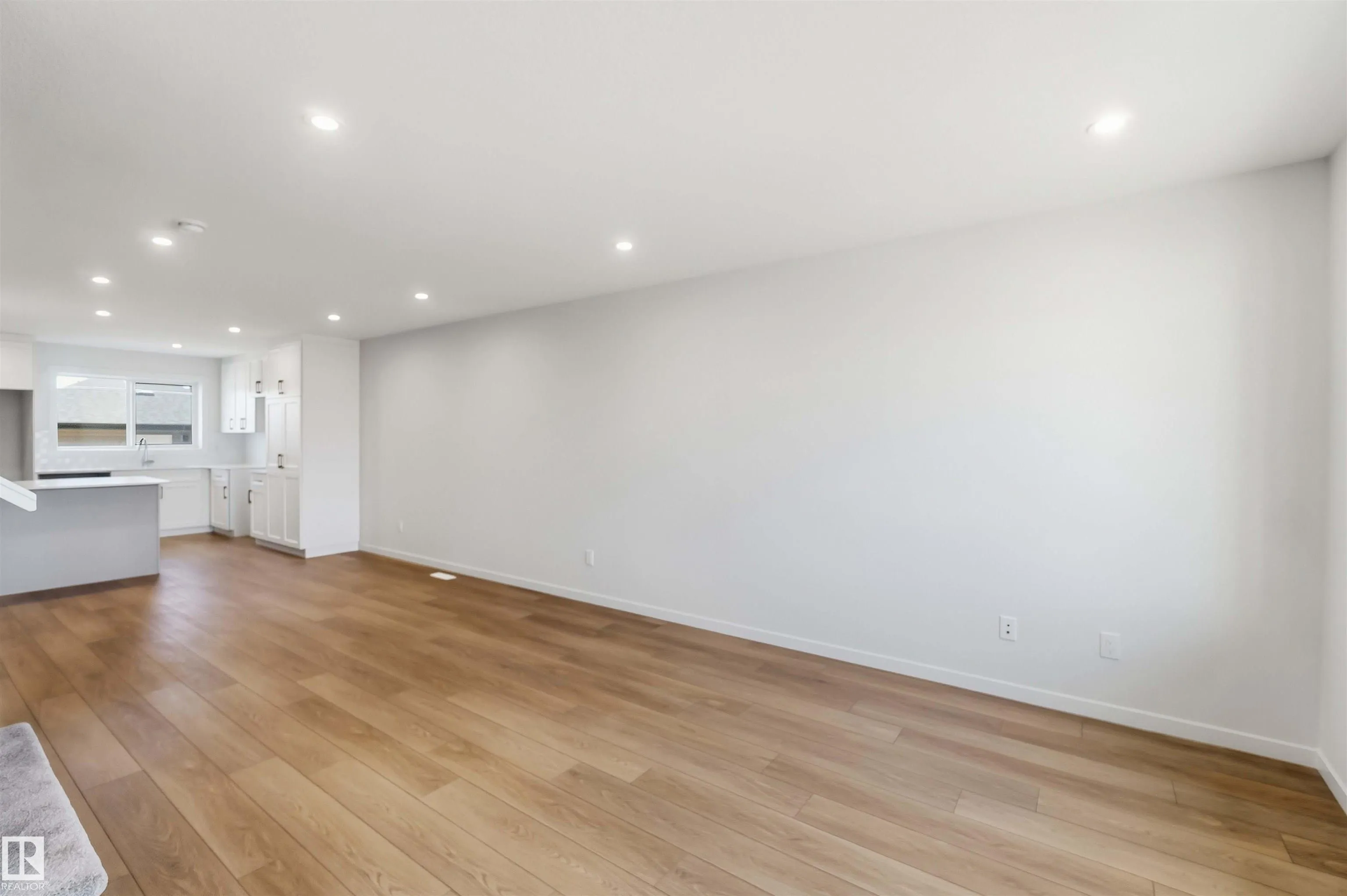 392 EASTWOOD Drive