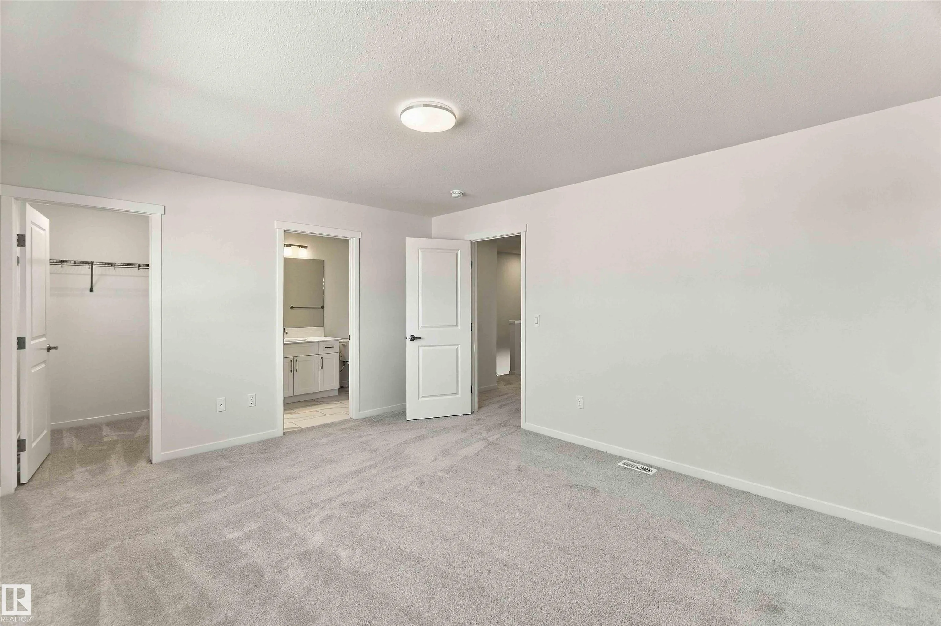 1242 MCLEOD Avenue
