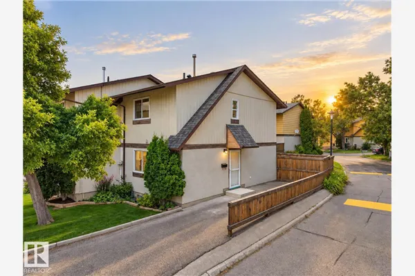 126 Woodstock