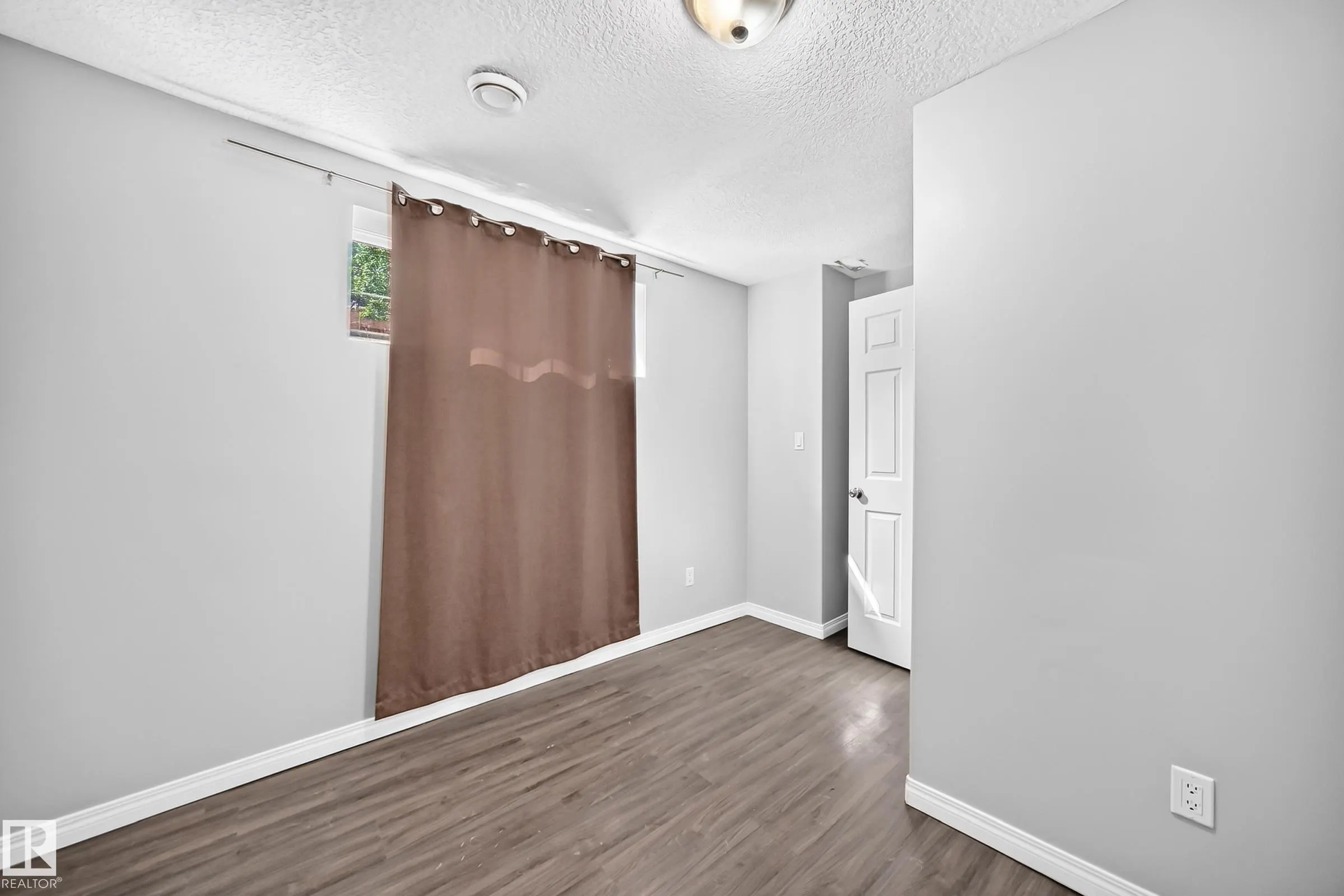9333 103a Avenue
